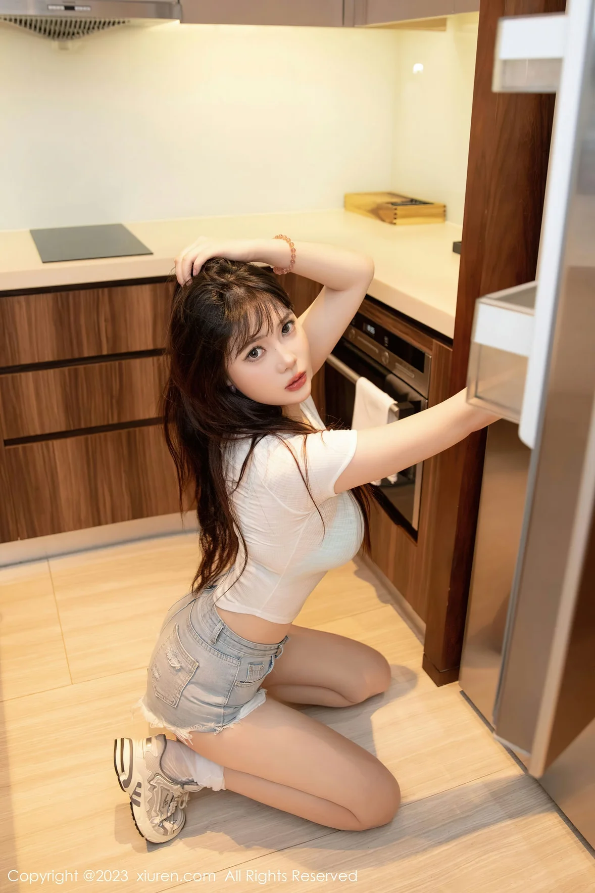  秀人网 No.7350 Arude薇薇 酒店私房性感写真 [66P]第4张