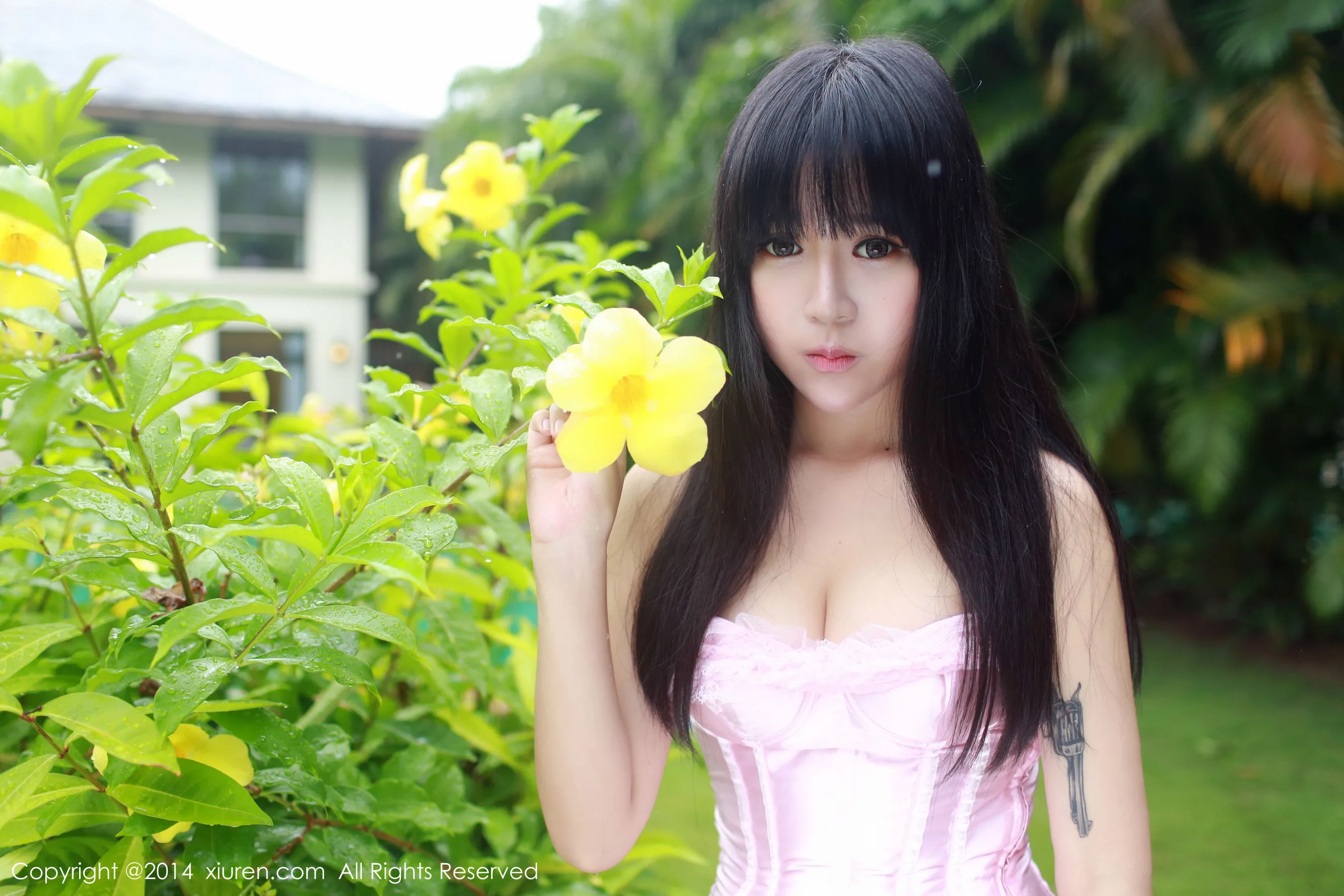  八宝icey《三亚旅拍+泰国旅拍》合辑 秀人网 No.215第10张