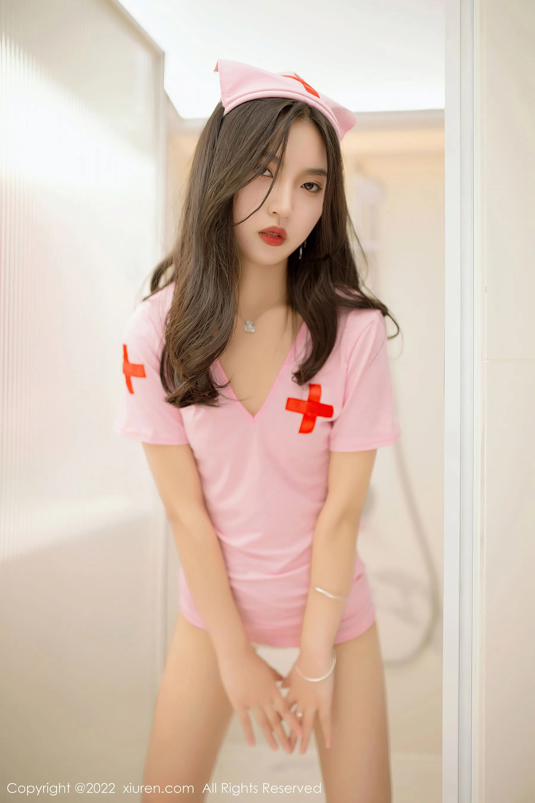  秀人网 No.5399 十九九 新人美腿第18张