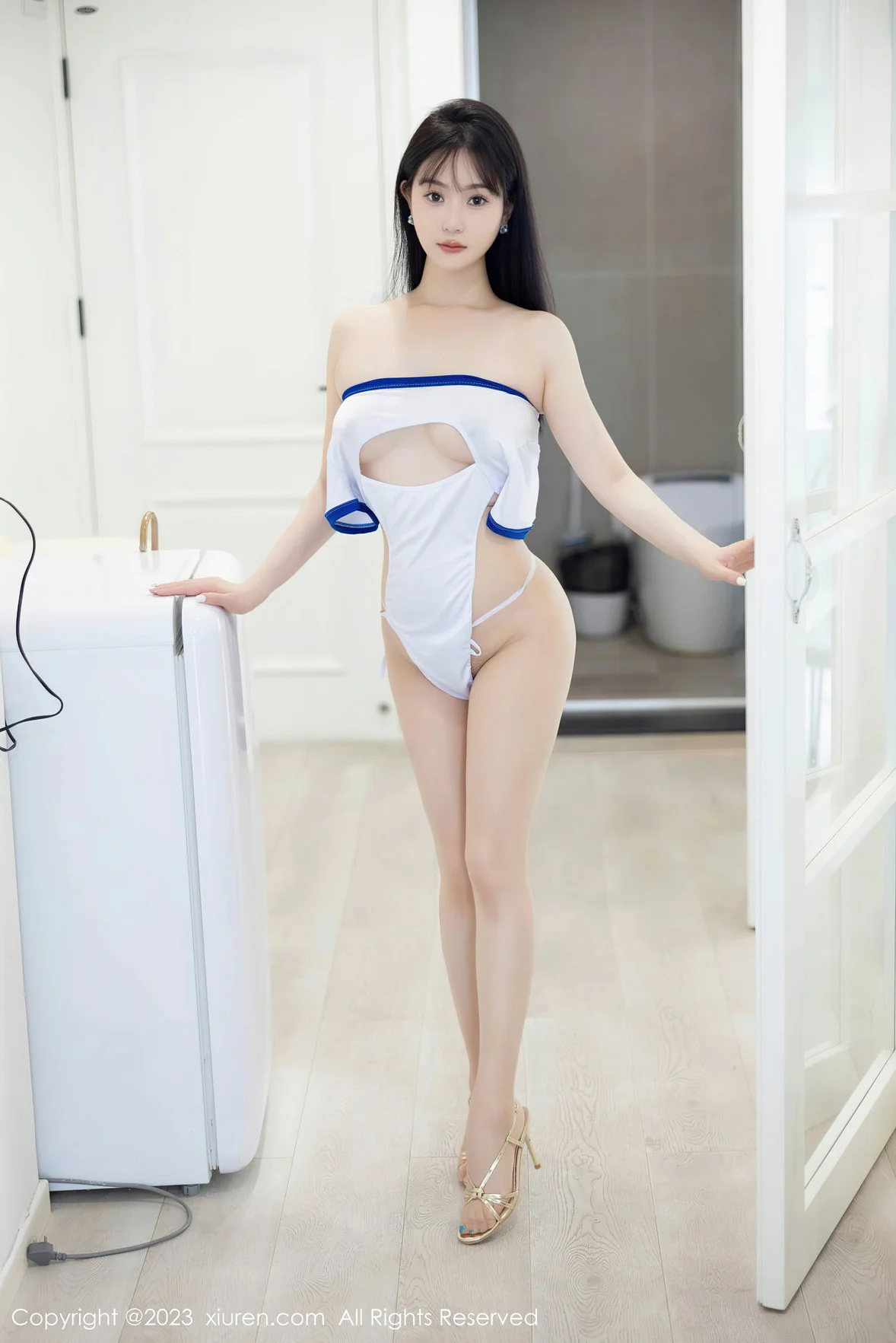  XiuRen 秀人 No.6919 柚琪Rich 轻透高开叉服饰性感写真 [79P]第14张