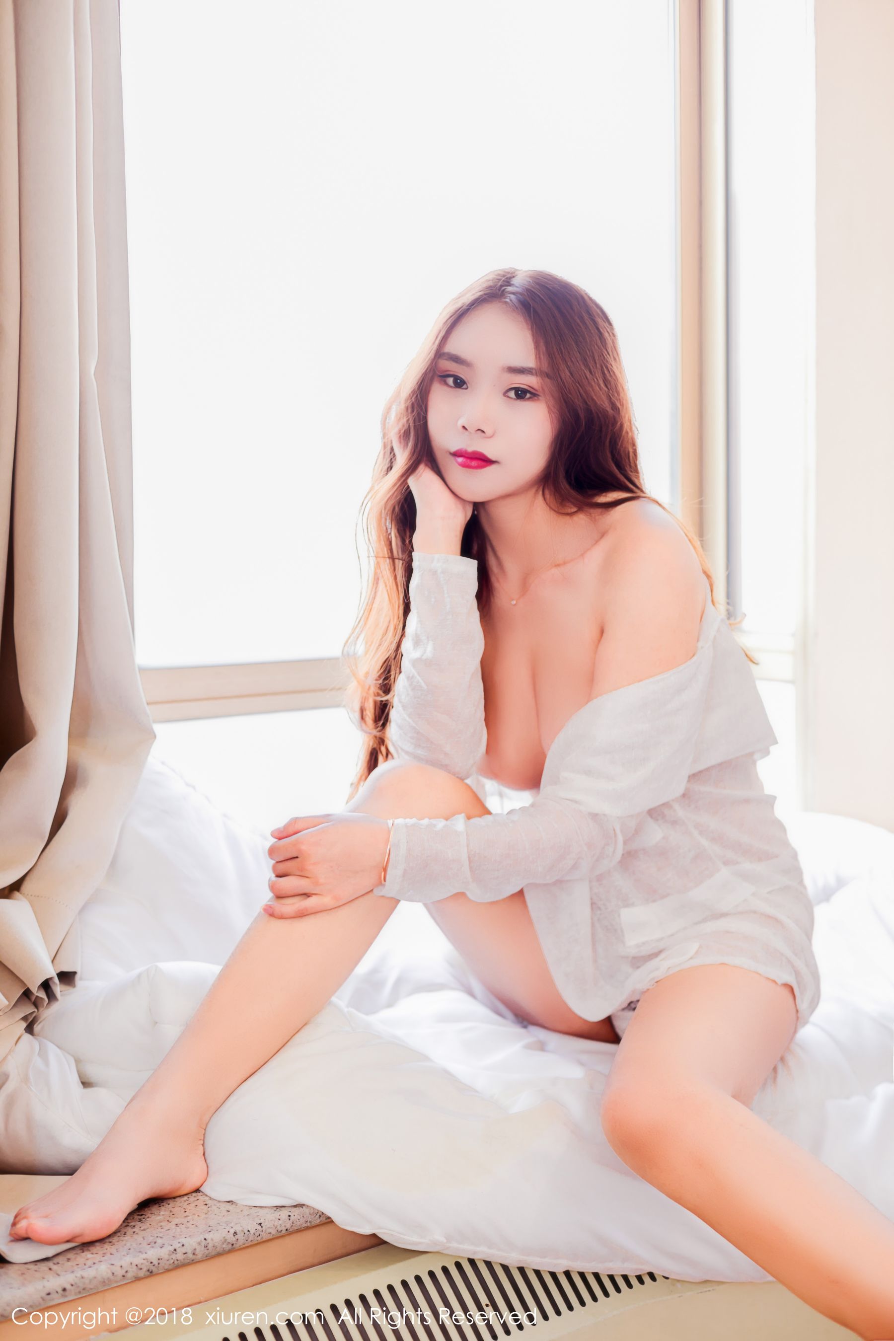  模特小曼miki《童颜巨乳甜美型妹子》 秀人网XIUREN No.972第6张