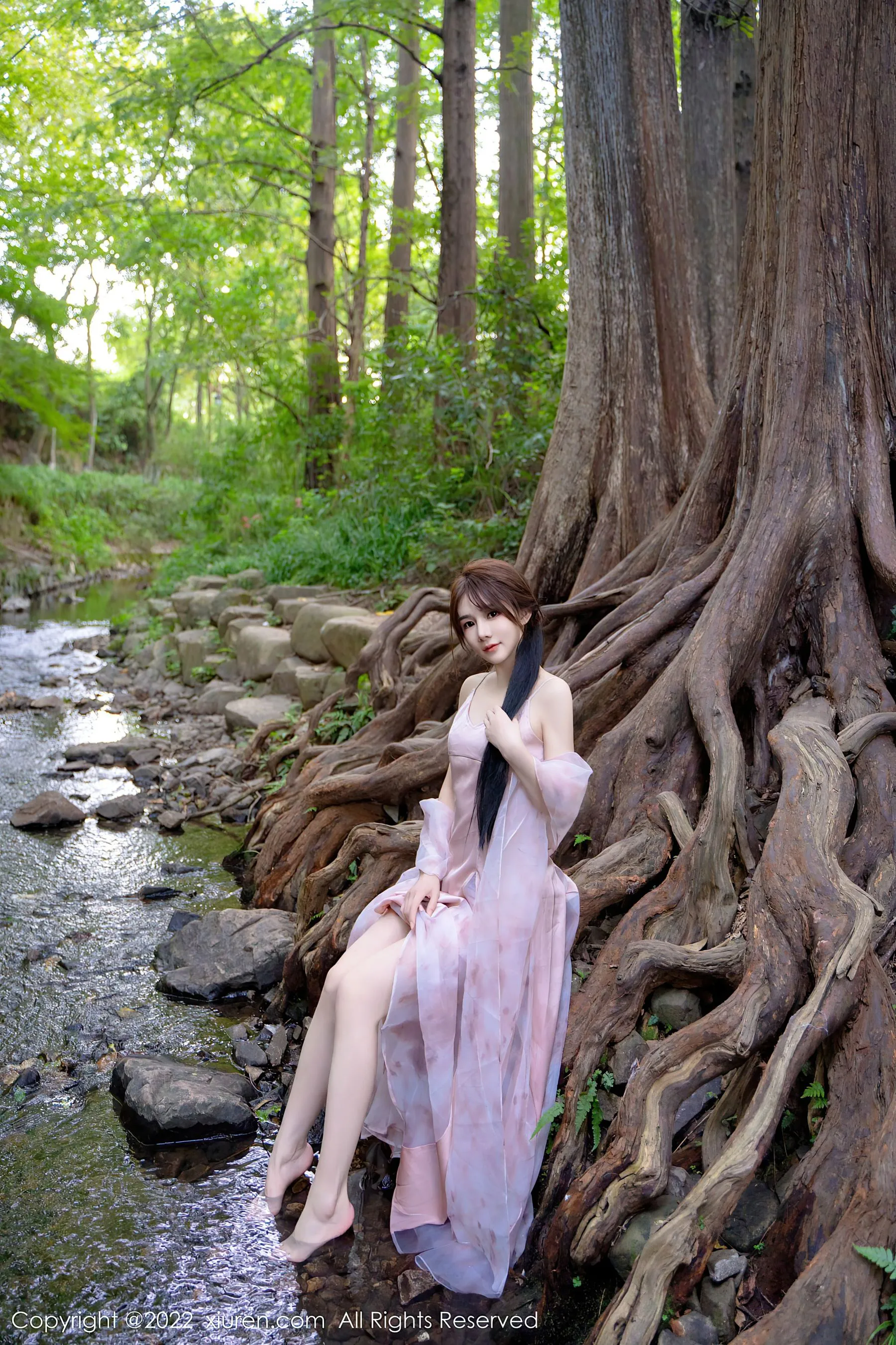  秀人网 No.5690 婠婠么 美腿长裙第15张