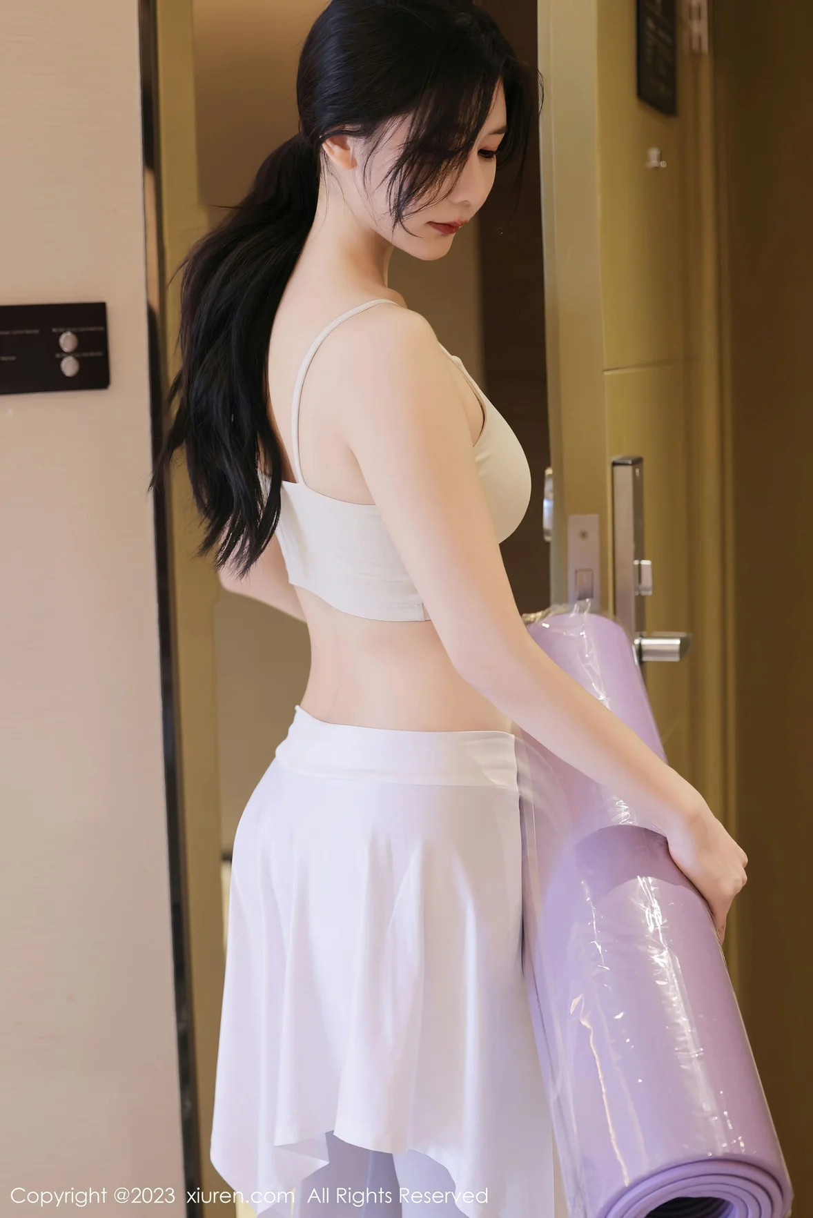  XiuRen 秀人 No.7294 尹甜甜 瑜伽写真广州旅拍 [68P]第1张