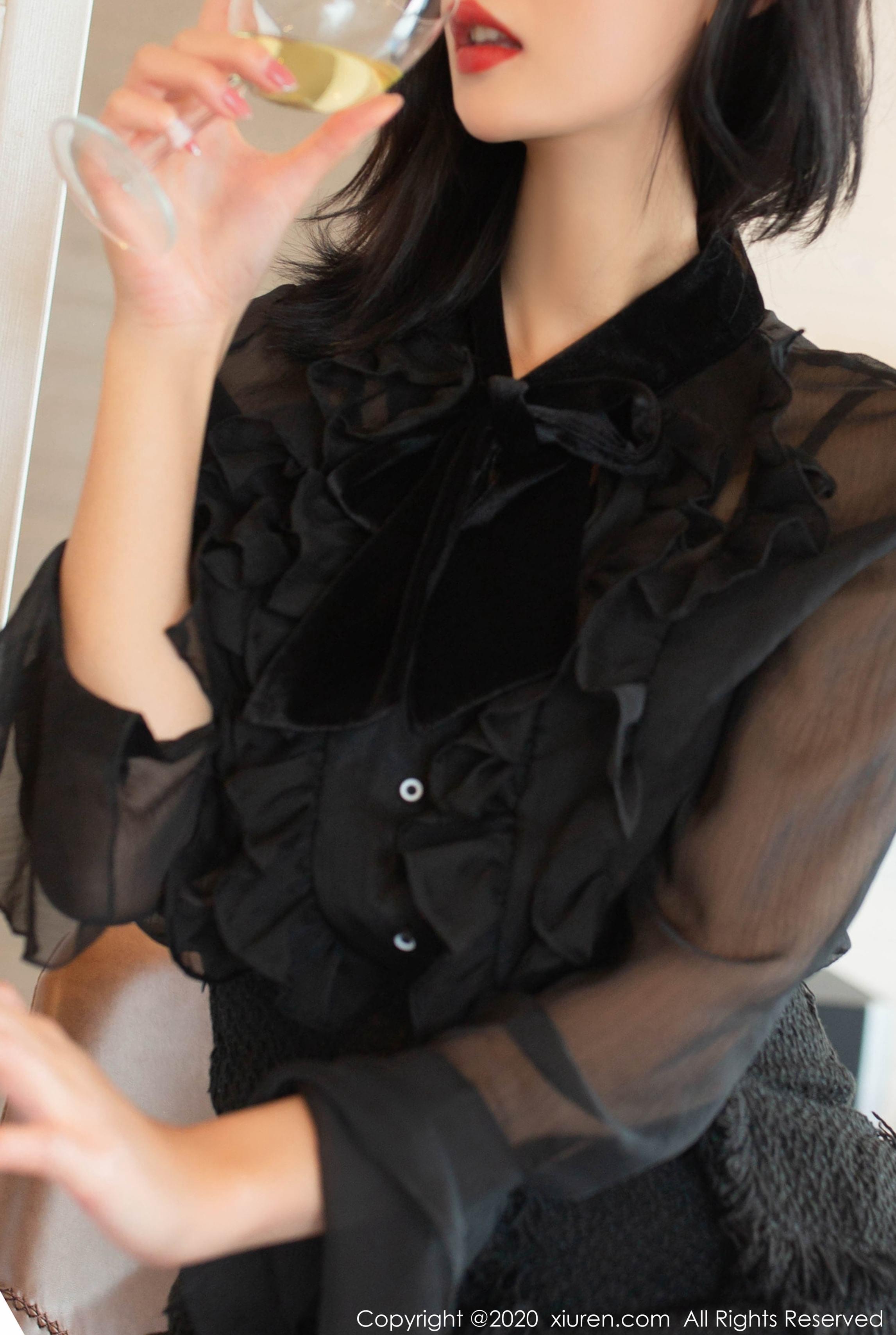 XIUREN秀人网 NO.2128 就是阿朱啊第3张