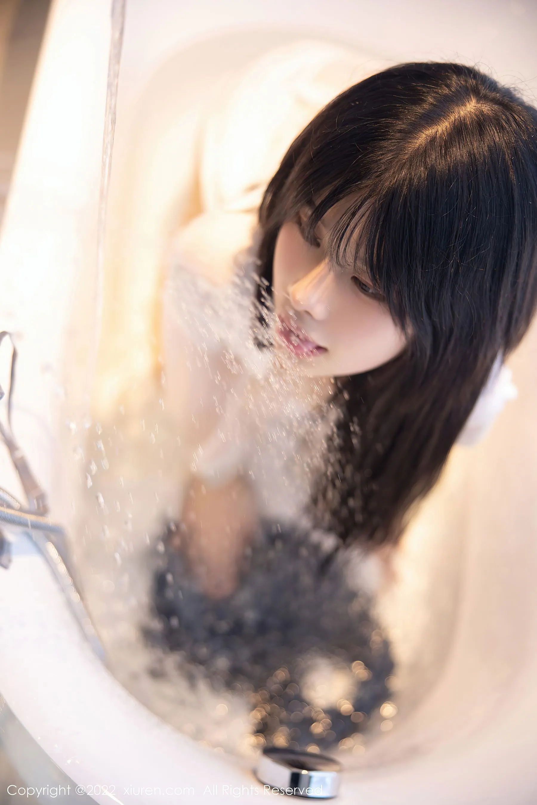  秀人网 No.5909 77qiqi 浴缸美腿第18张