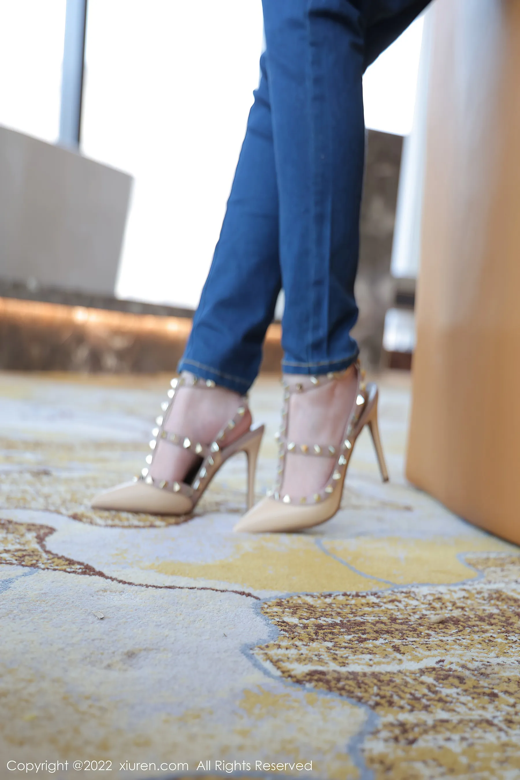  秀人网 No.4584 奶瓶. 牛仔裤美腿第27张