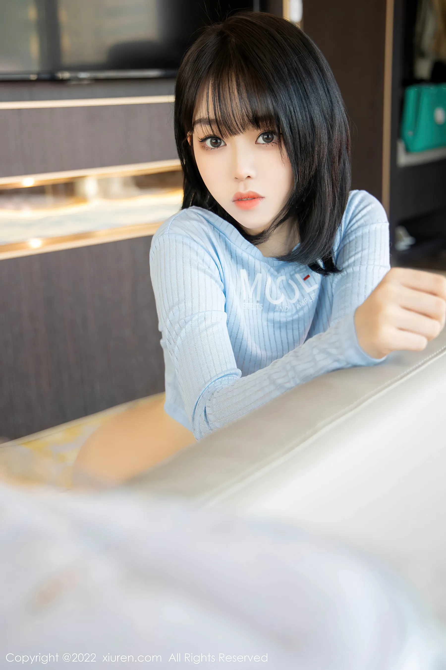  秀人网 No.4584 奶瓶. 牛仔裤美腿第10张