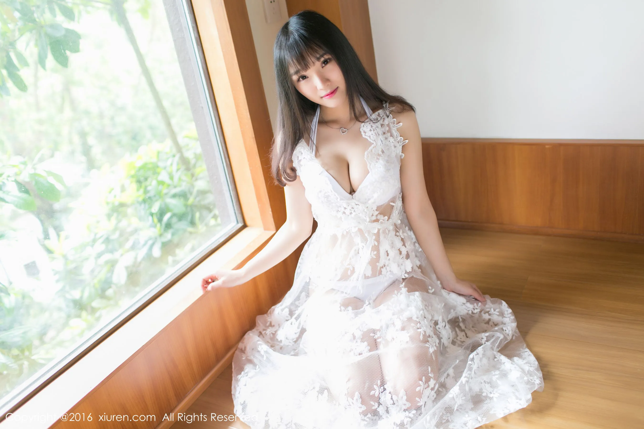  夏瑶baby《室拍比基尼+蕾丝长裙》 秀人网 No.531第11张