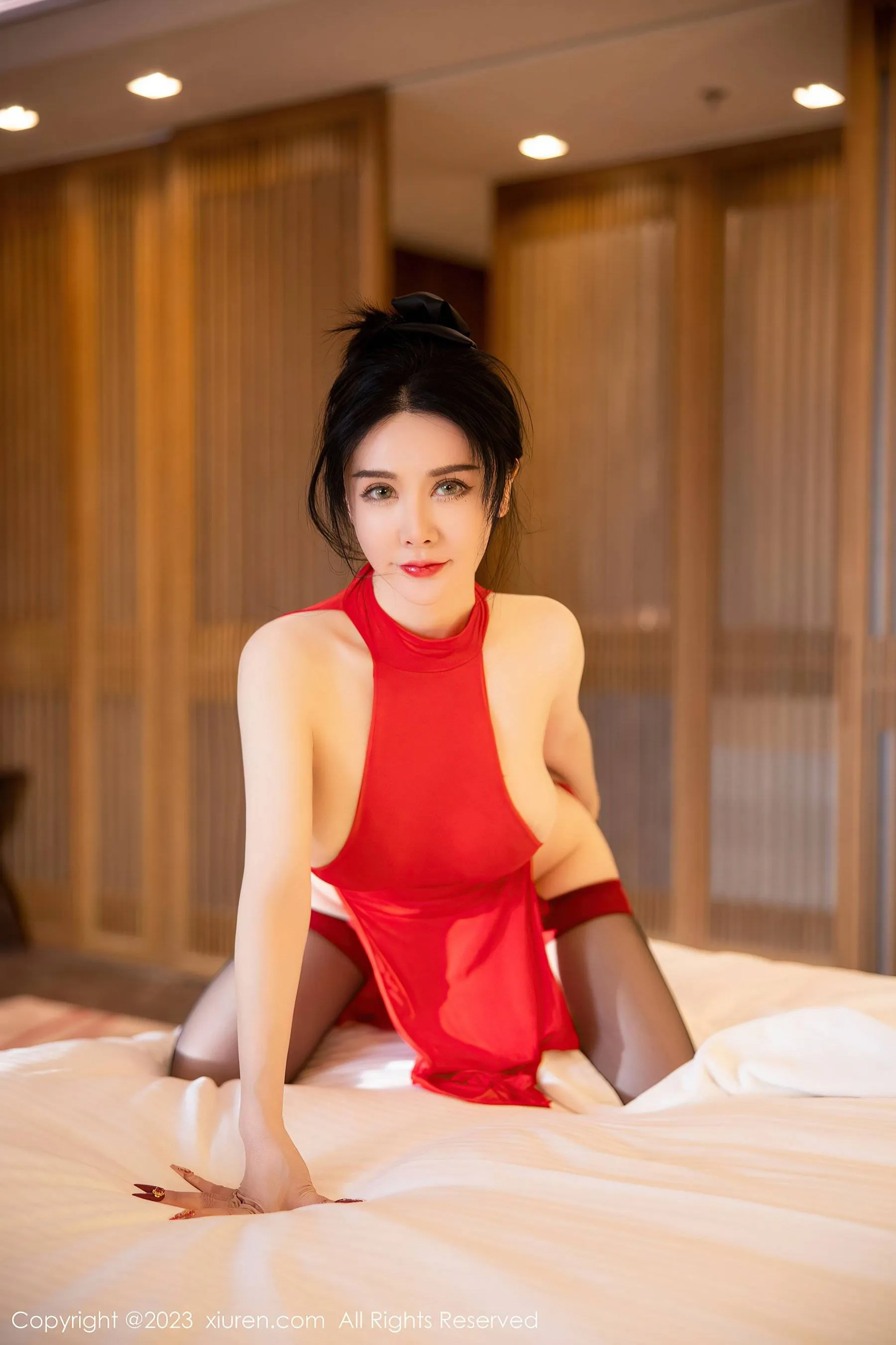  秀人网 No.6151 潘娇娇 黑丝美臀第4张