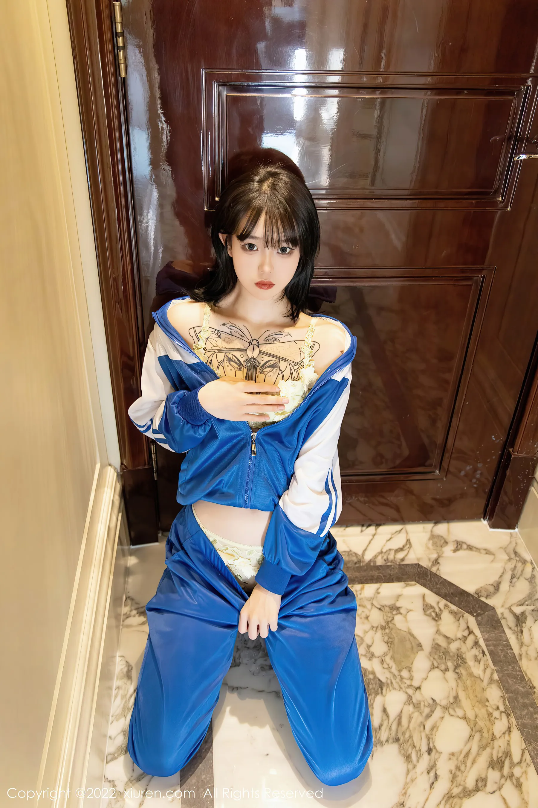  秀人网 No.4838 奶瓶. 清纯学生校服写真第9张