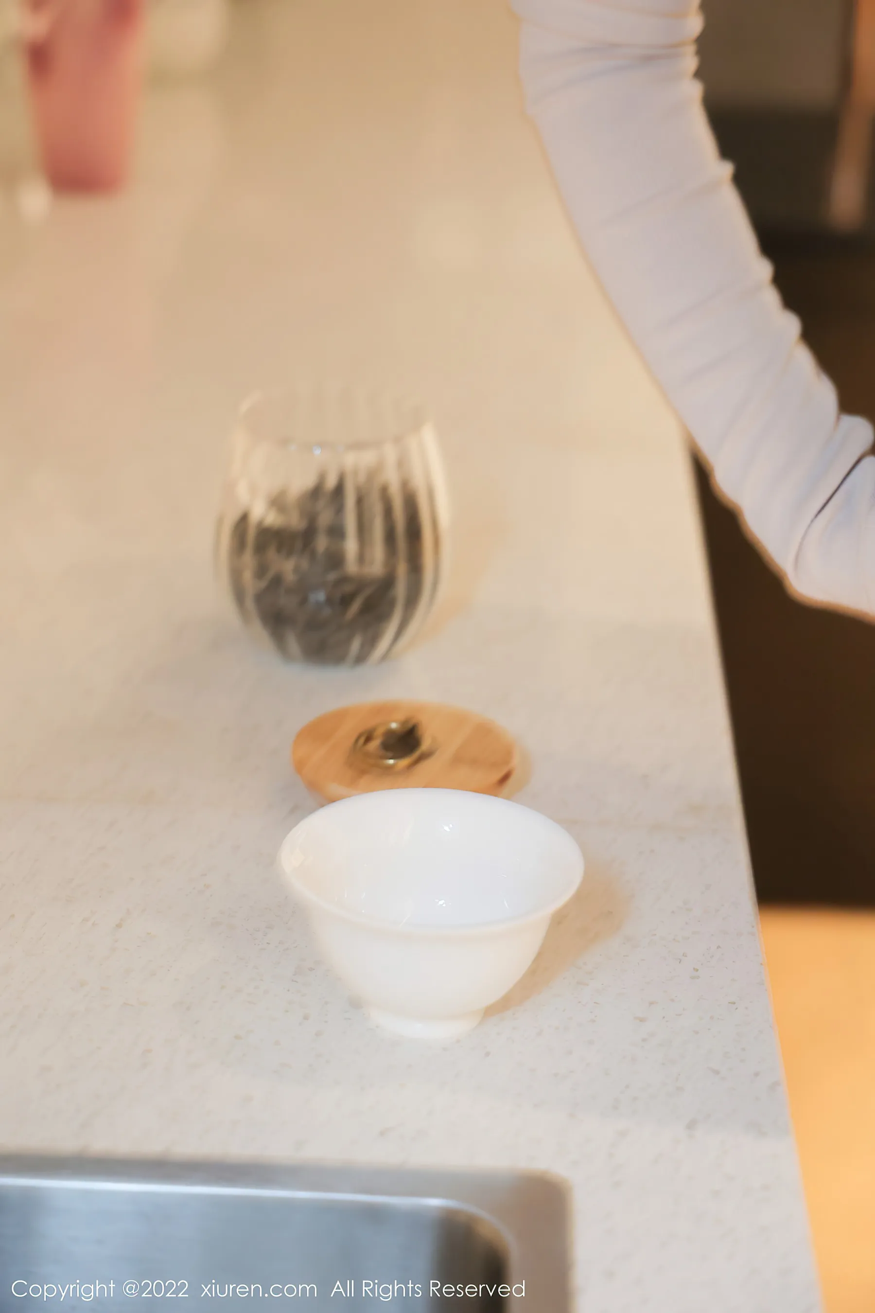  秀人网 No.4671 汐汐baby 三亚酒店吊带写真第23张