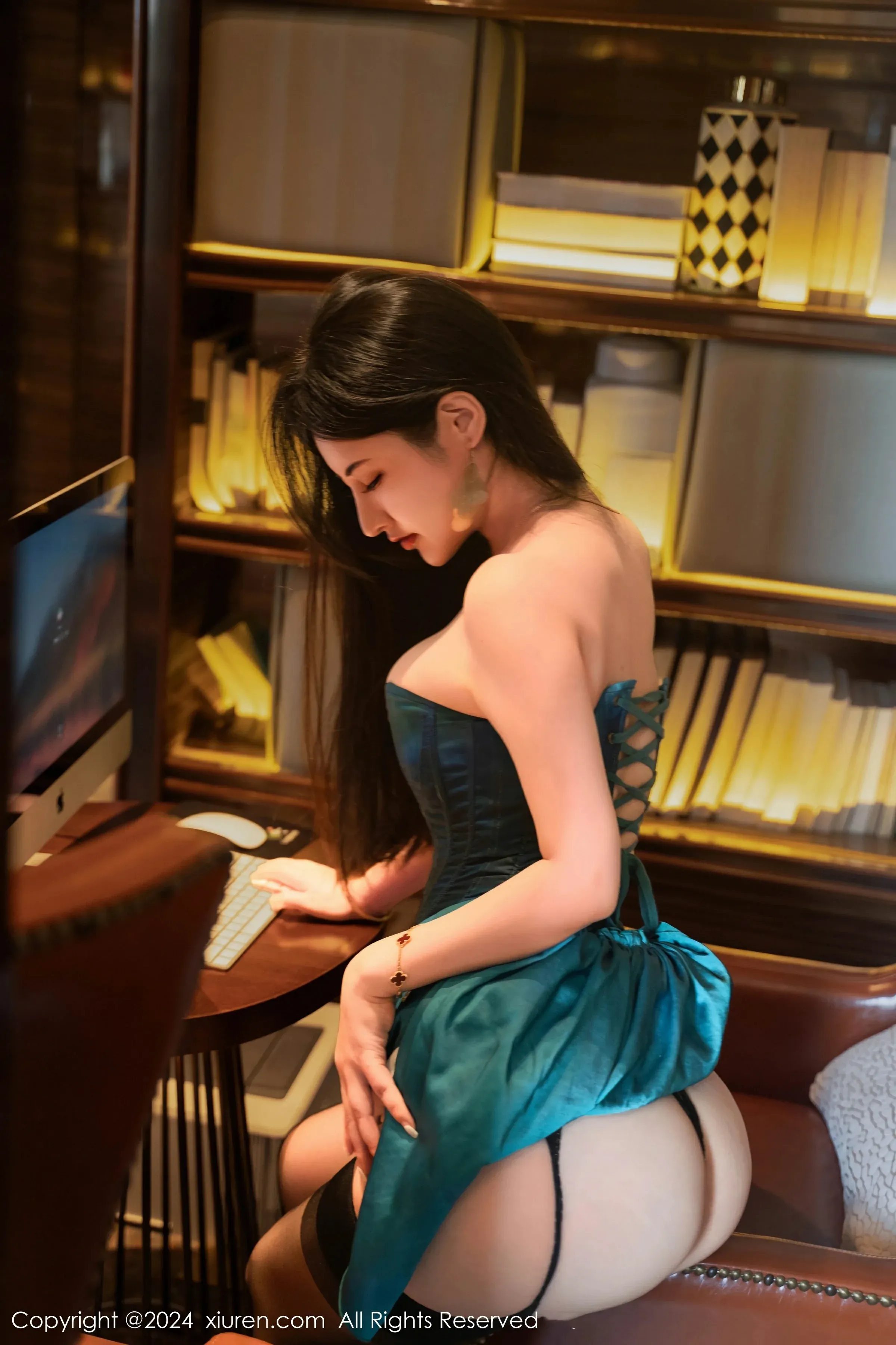  XiuRen 秀人 No.9039 诗诗kiki [134P]第7张