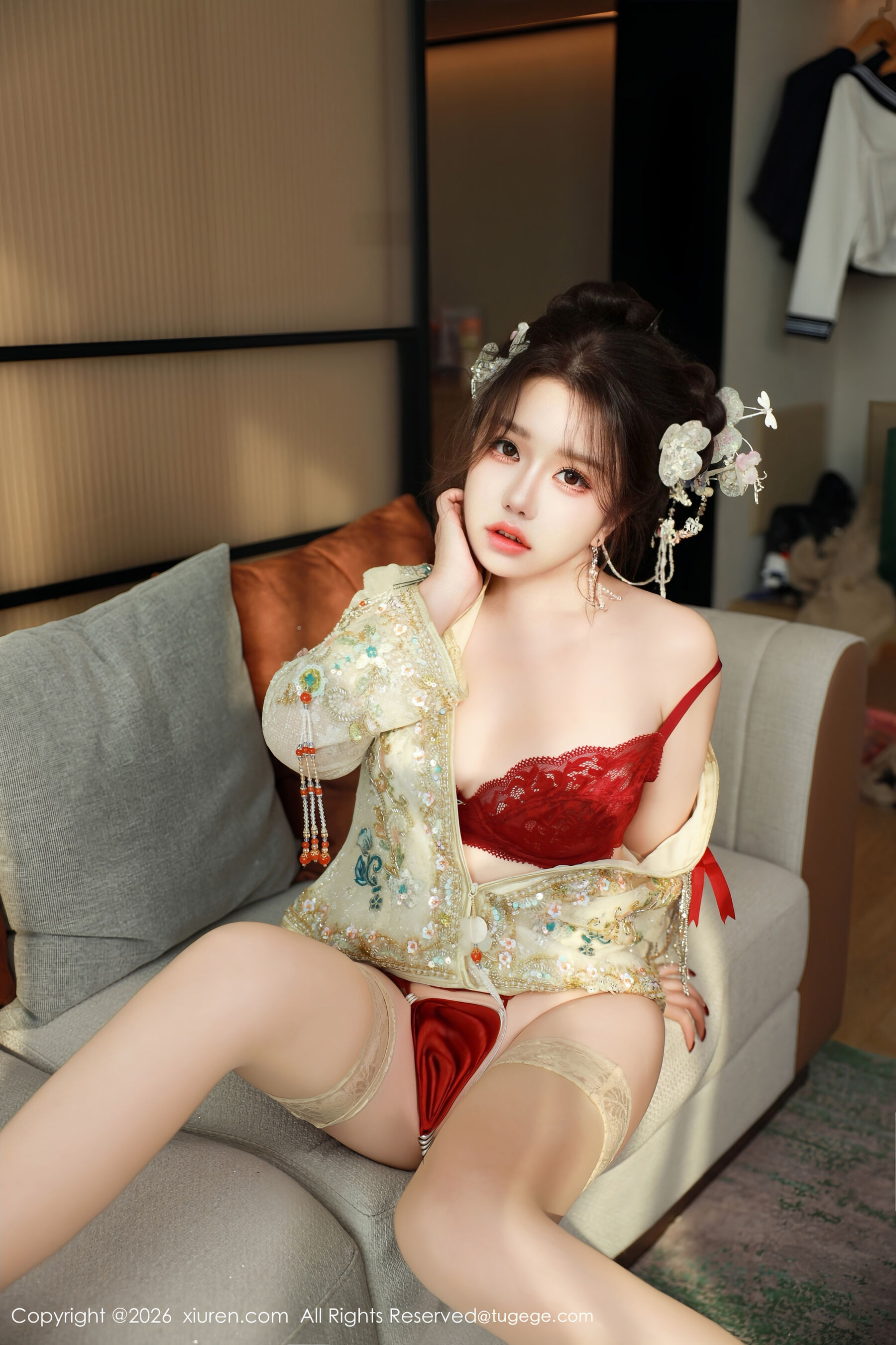  秀人网 小薯条nienie Vol.11220 [56P]第15张