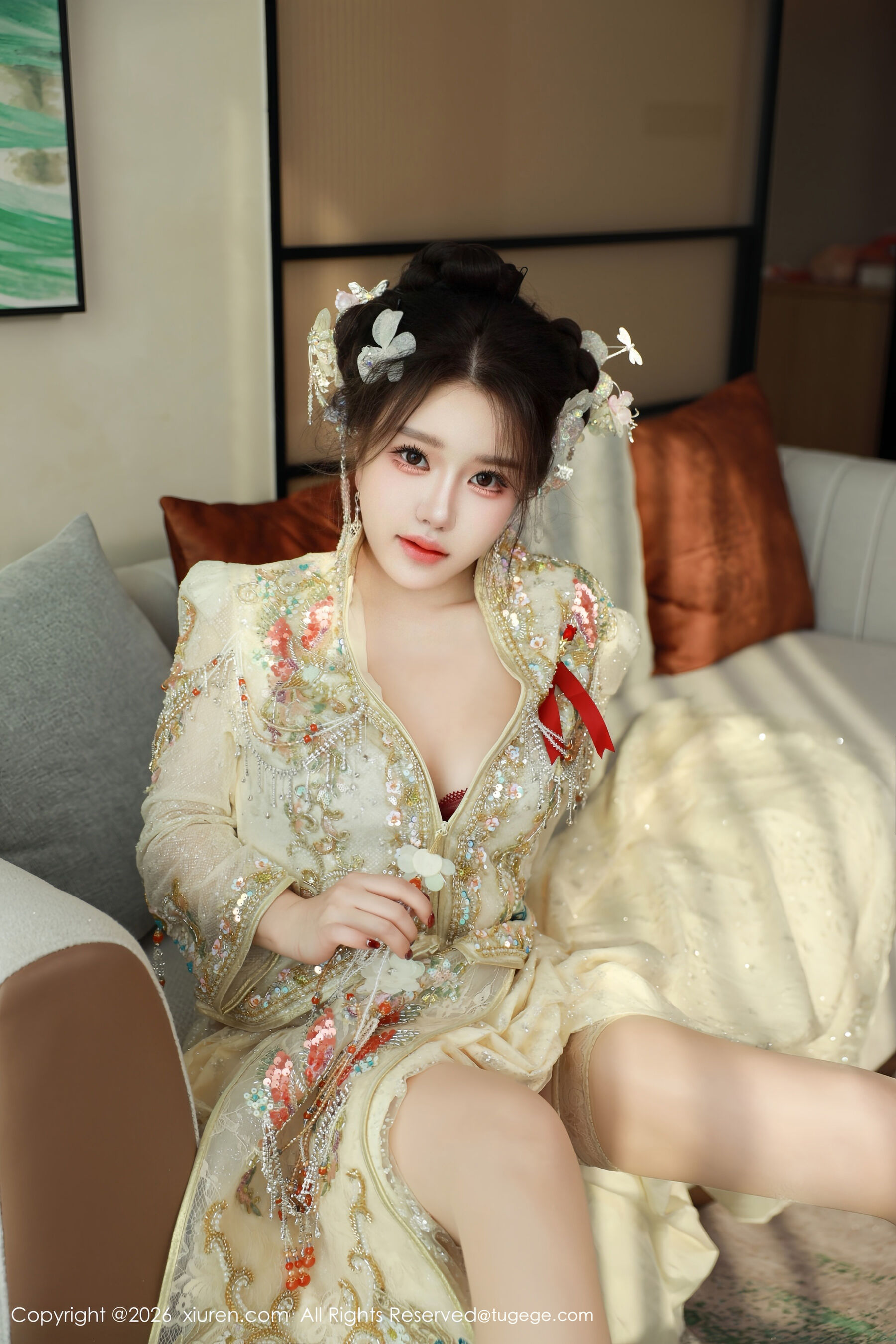  秀人网 小薯条nienie Vol.11220 [56P]第7张