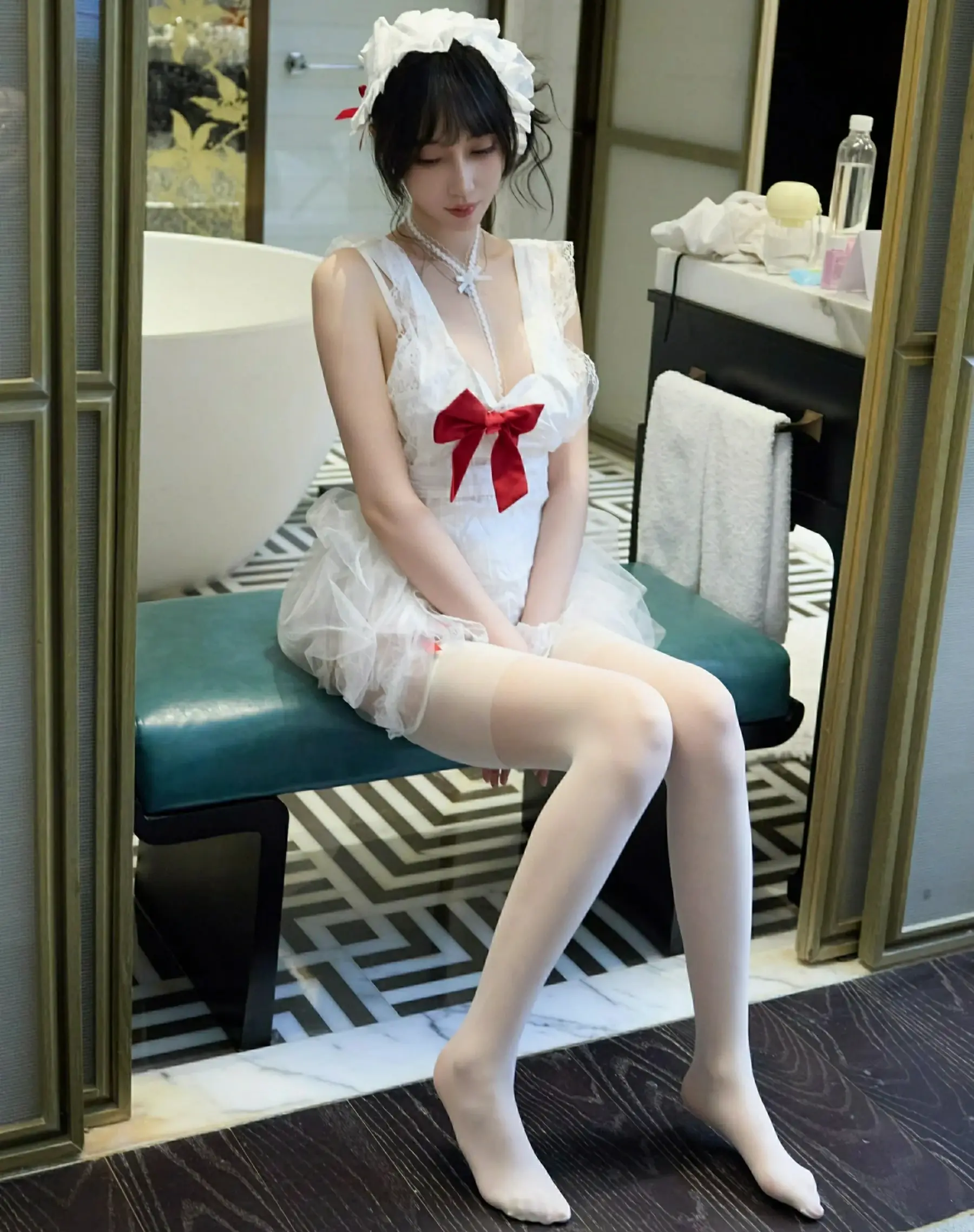  秀人网 No.10827 玥儿玥er [64P]第10张