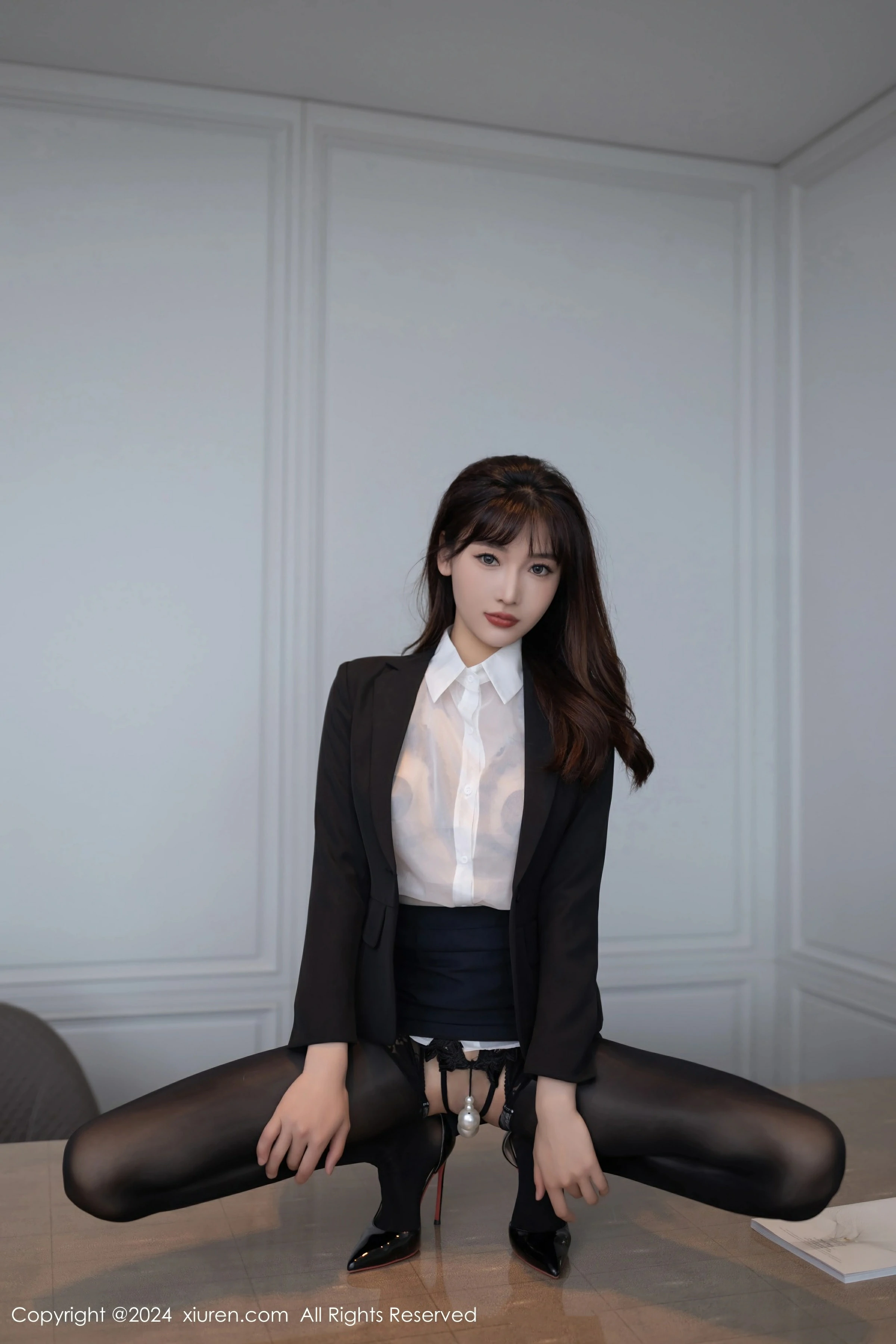  XiuRen 秀人 No.8988 陆萱萱 [80P]第3张