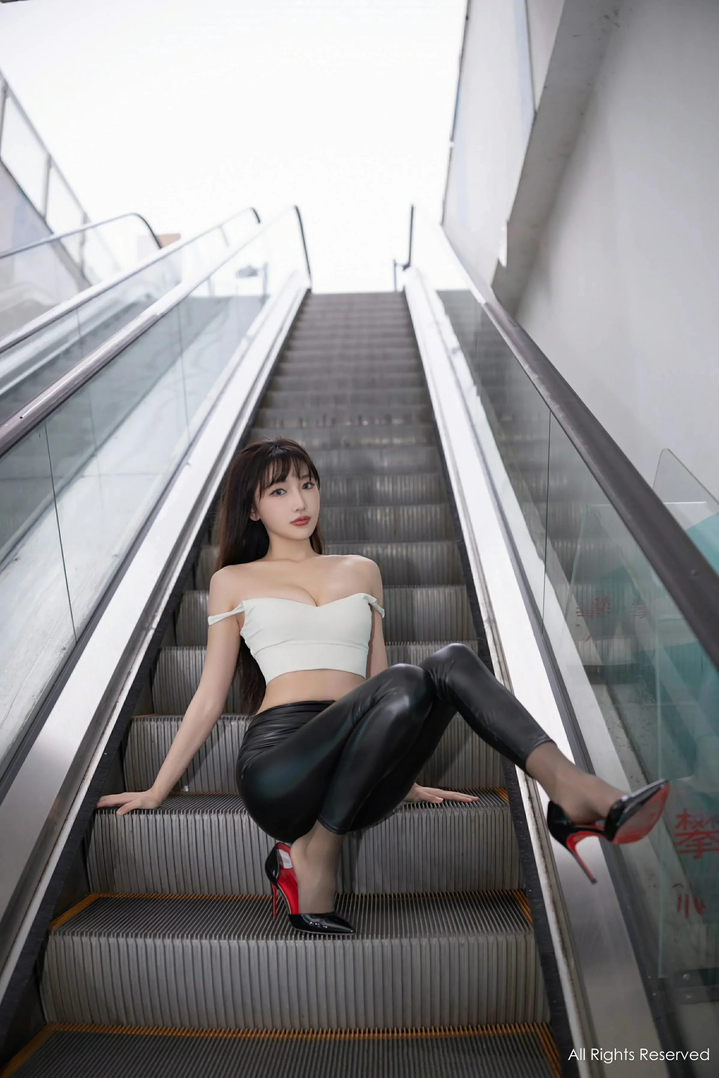  XiuRen 秀人 No.9377 陆萱萱 [81P]第2张