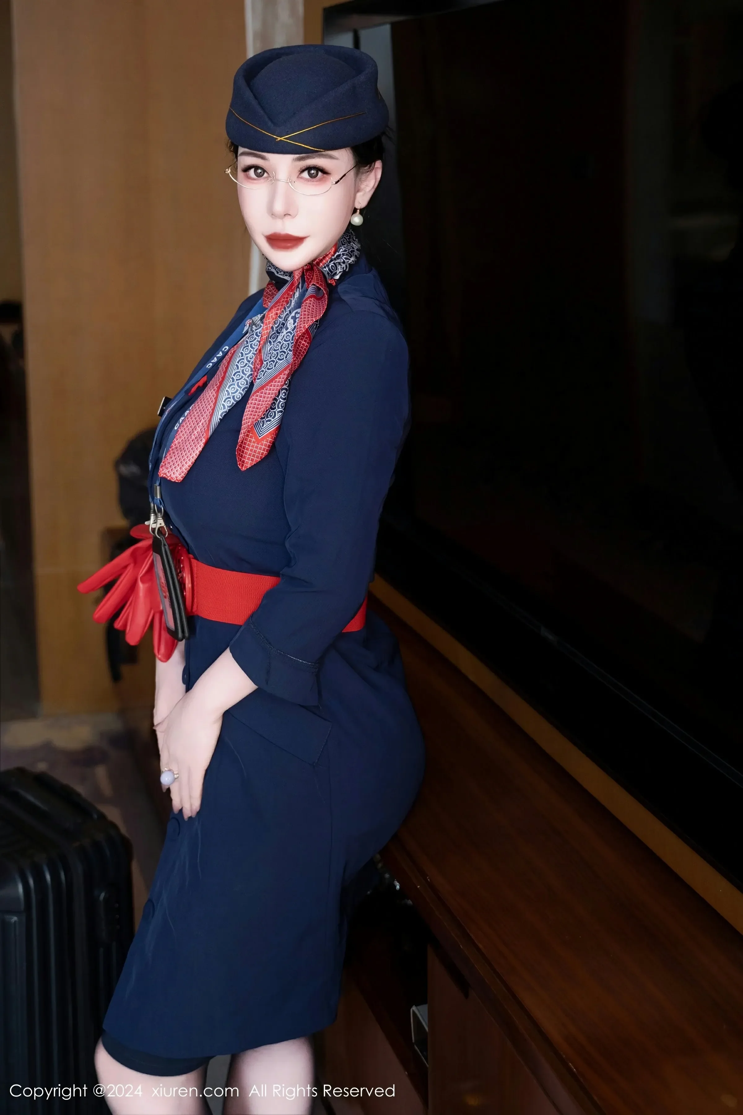  XiuRen 秀人 No.8253 悦悦姐 [75P]第4张