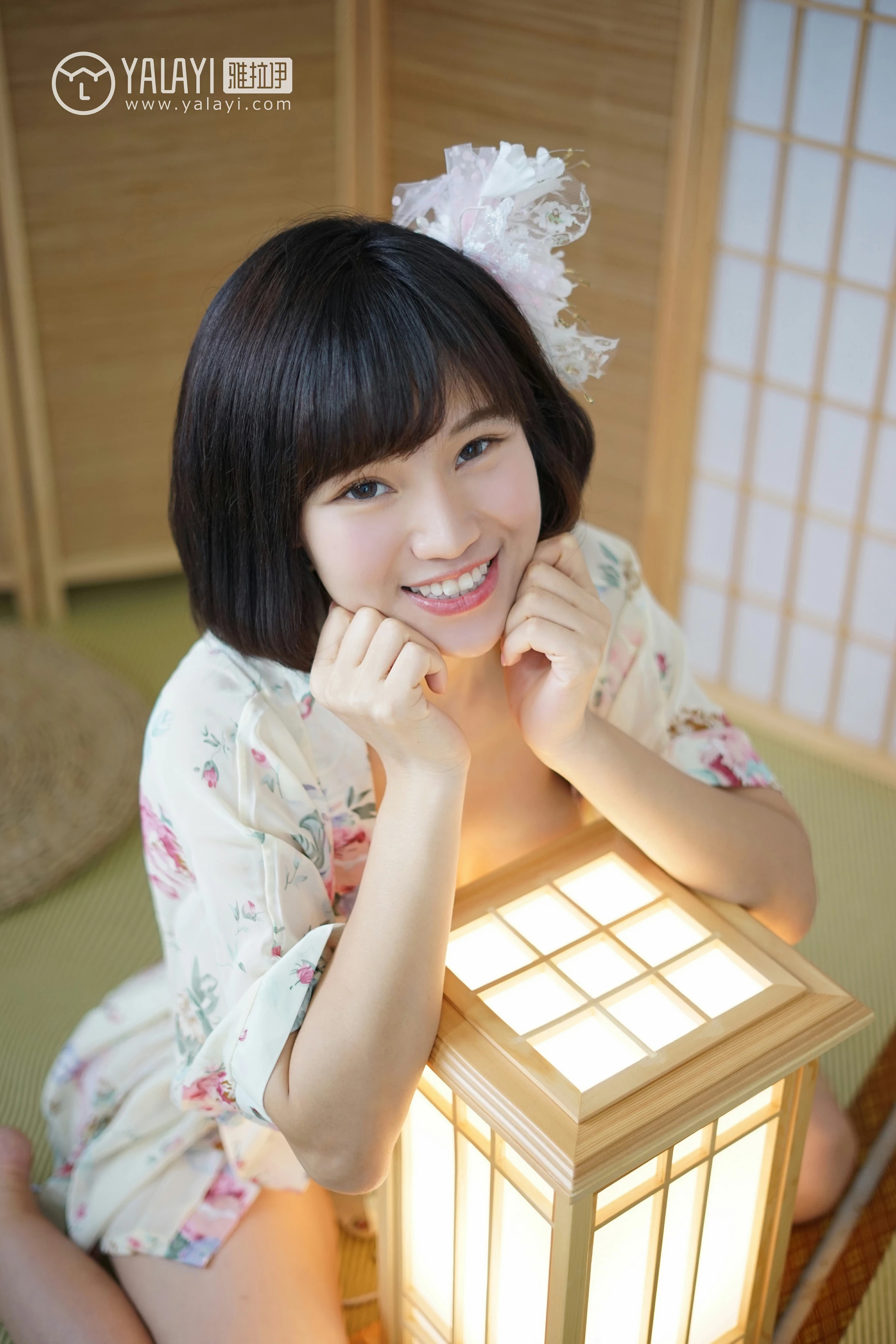 [YALAYI雅拉伊]NO.032 和服女优 多香子 红色和服与米色睡衣加白色蕾丝内衣性感私房写真集第6张