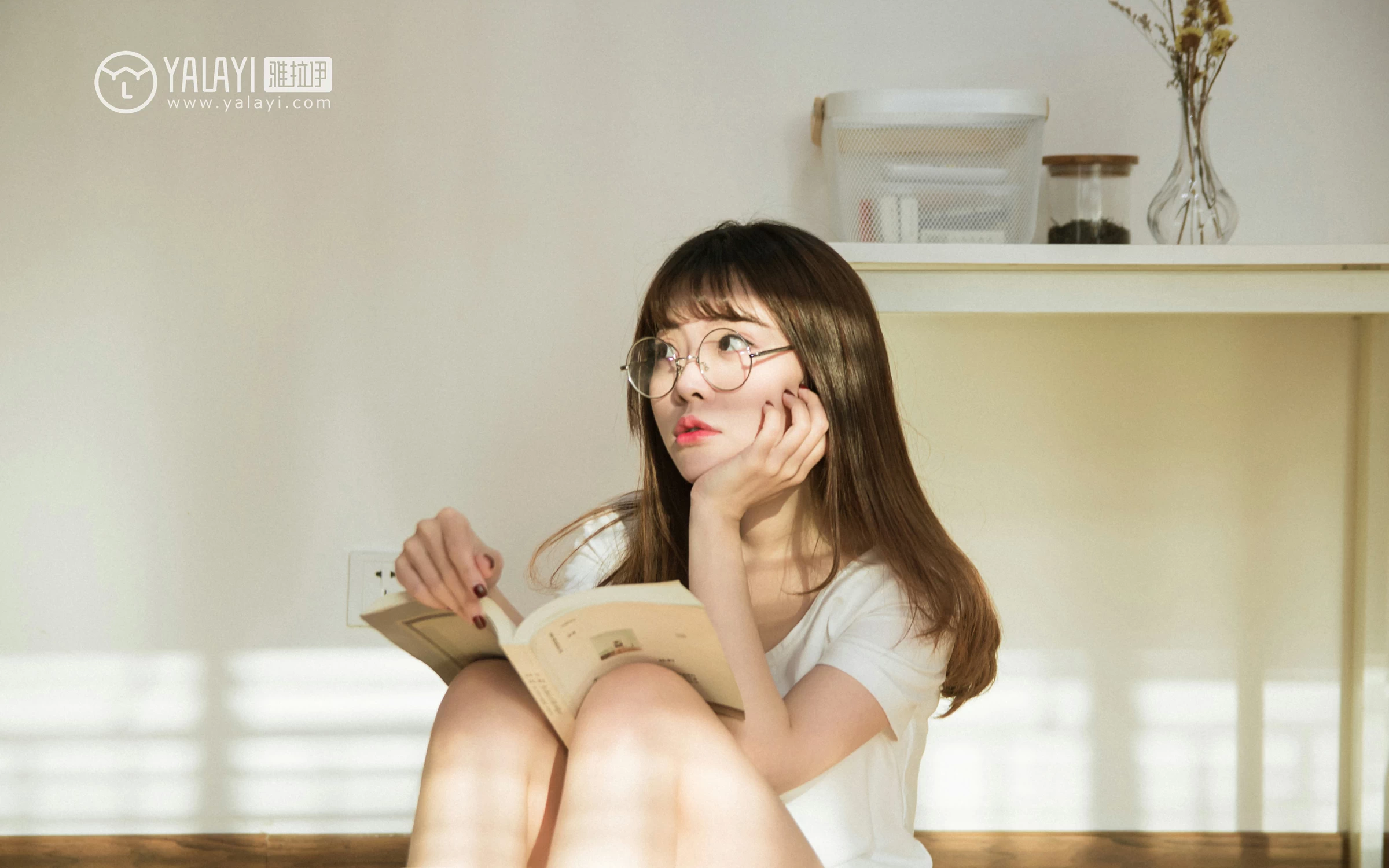 [YALAYI雅拉伊]NO.036 小美好 阳阳 白色衬衫与短袖加白色短裤性感私房写真集第12张