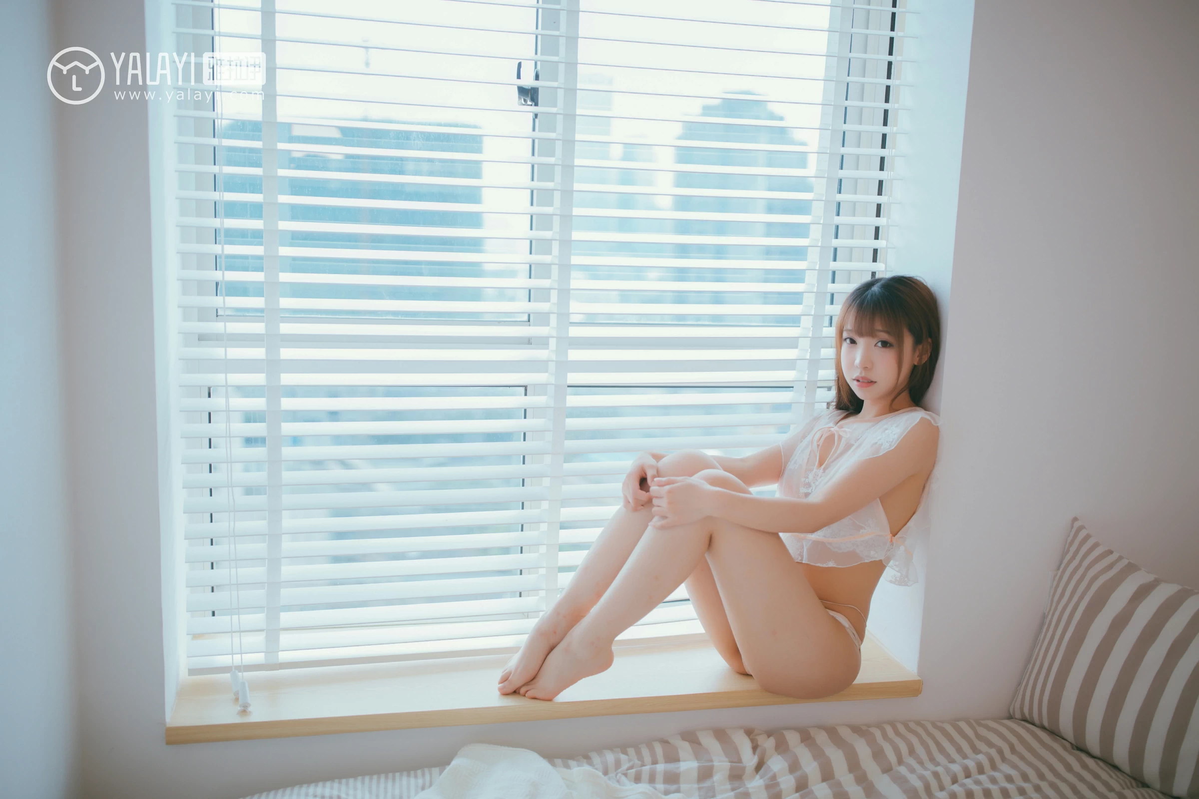 [YALAYI雅拉伊]NO.067 无痕 水花儿 粉色透视情趣内衣性感私房写真集第11张