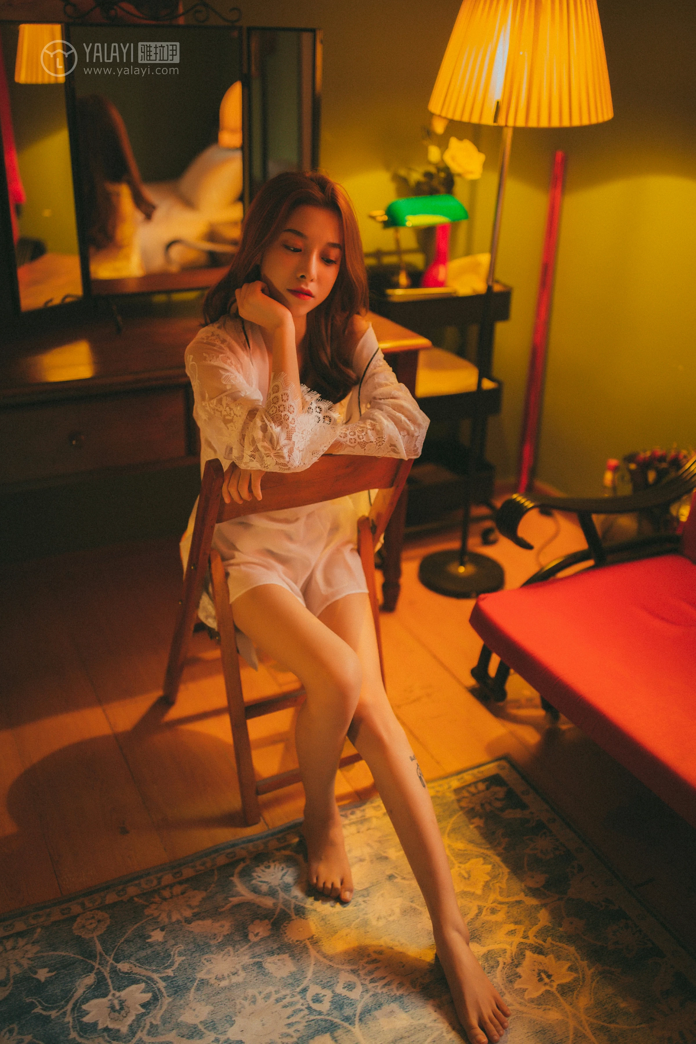 [YALAYI雅拉伊]NO.116 我在等你 倩微微 透视镂空睡衣加白色蕾丝情趣内衣性感私房写真集第4张