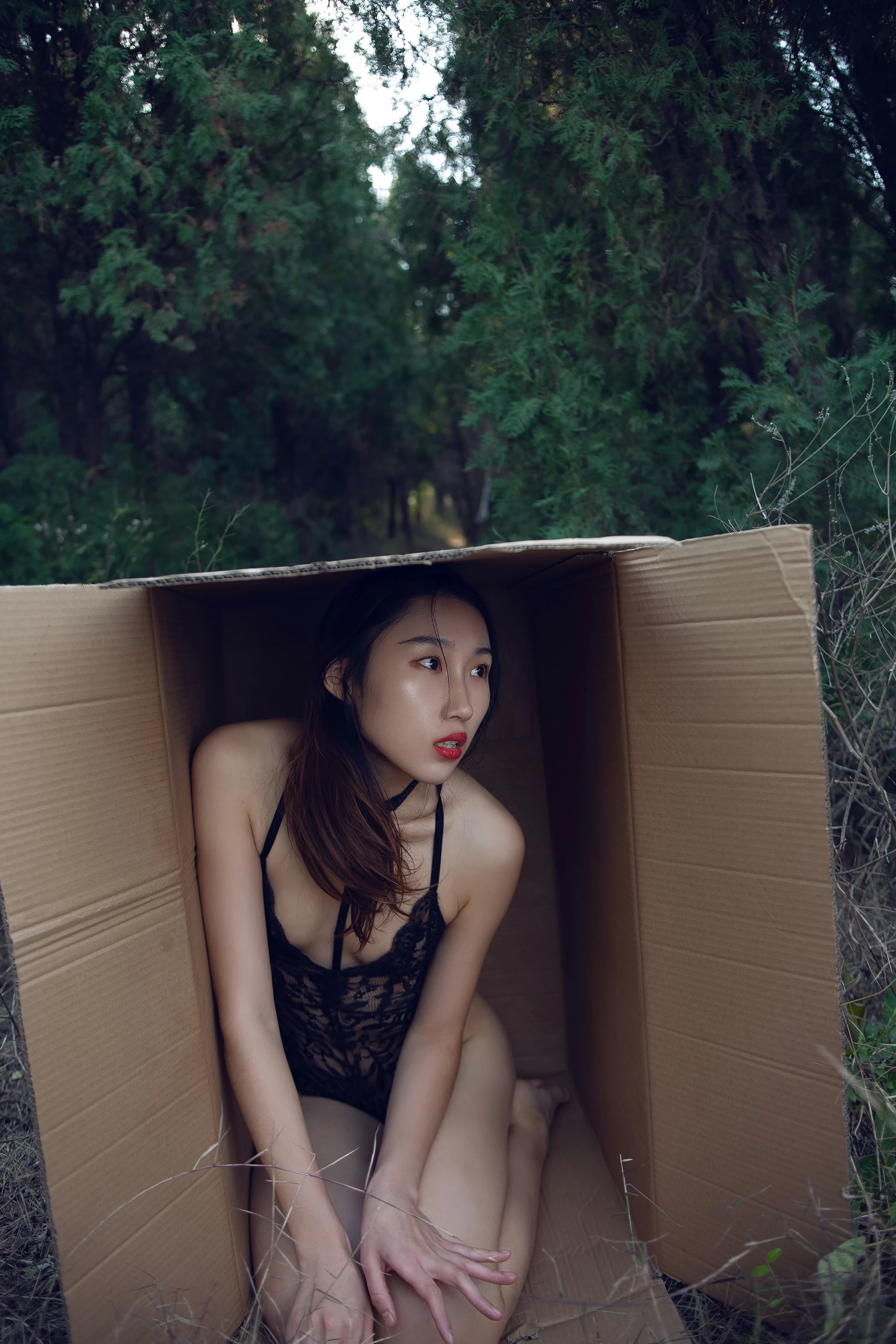 [YALAYI雅拉伊]NO.130 逃离出梦境 熏儿 黑色透视情趣连体内衣性感私房写真集第7张