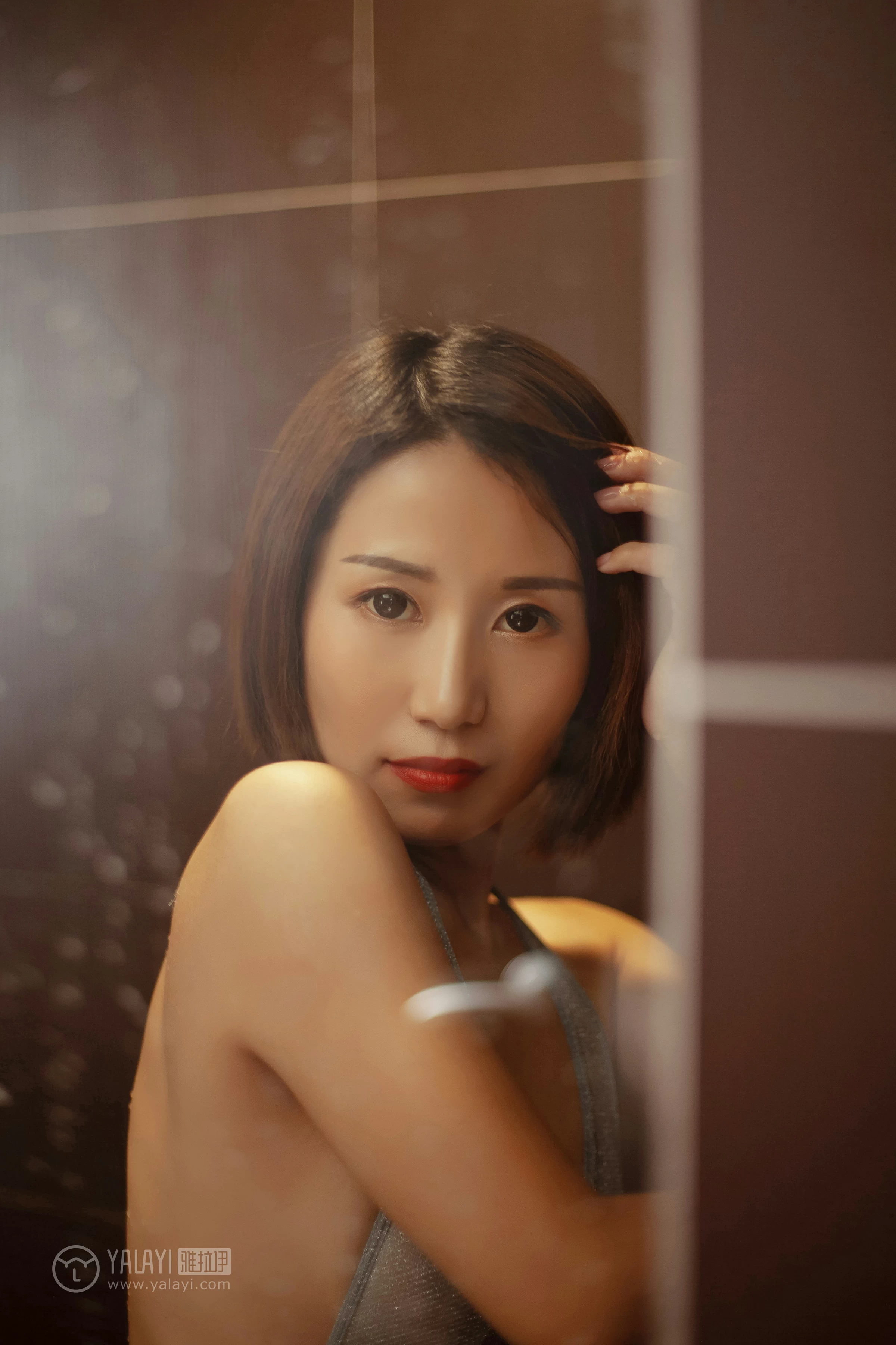 [YALAYI雅拉伊]NO.144 浴湿不挂 嫣然 吊带透视情趣连衣裙性感私房写真集第4张