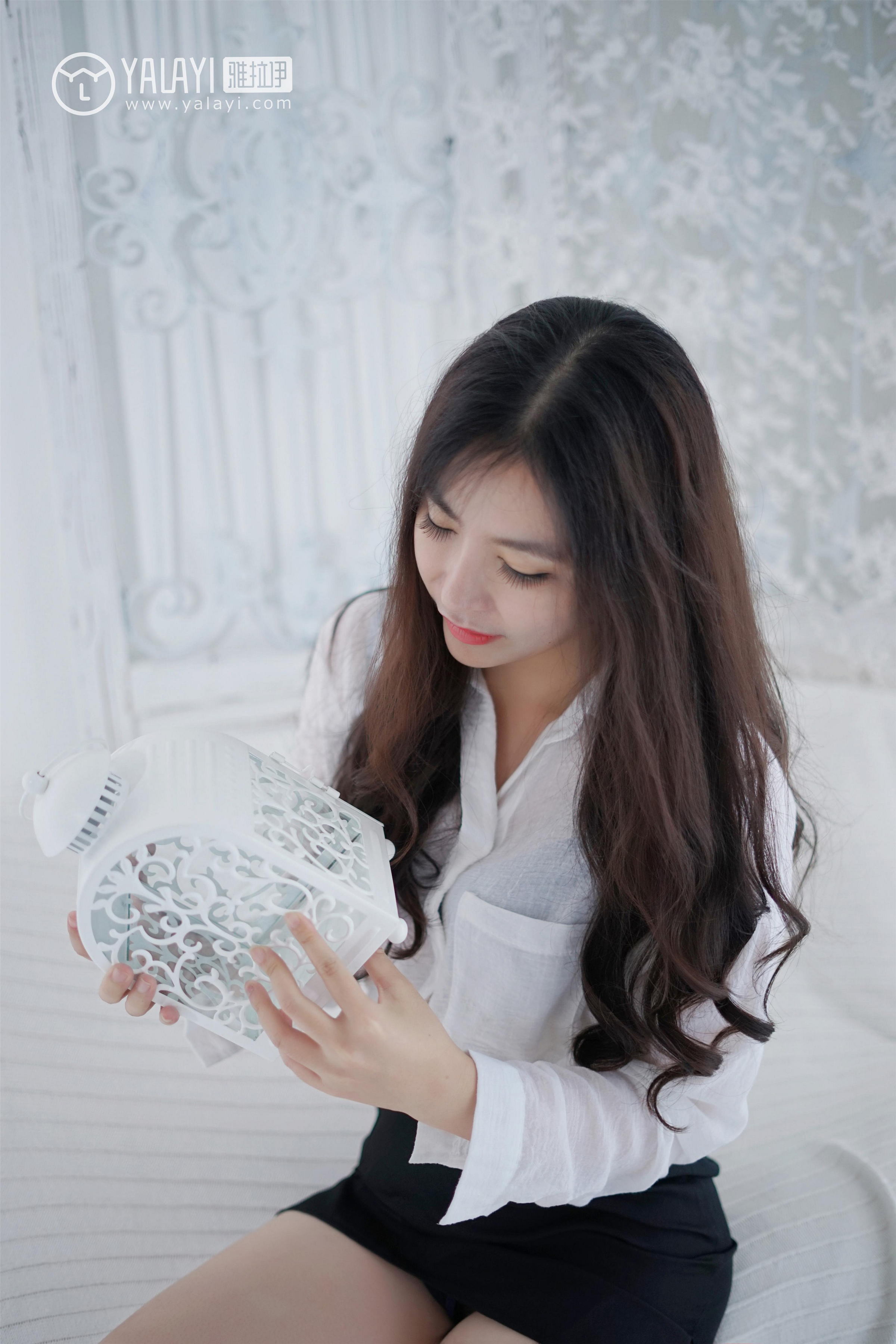 [YALAYI雅拉伊]NO.012 韵味美腿丽人 沈紫云 白色透视衬衫加黑色短裙性感私房写真集第10张