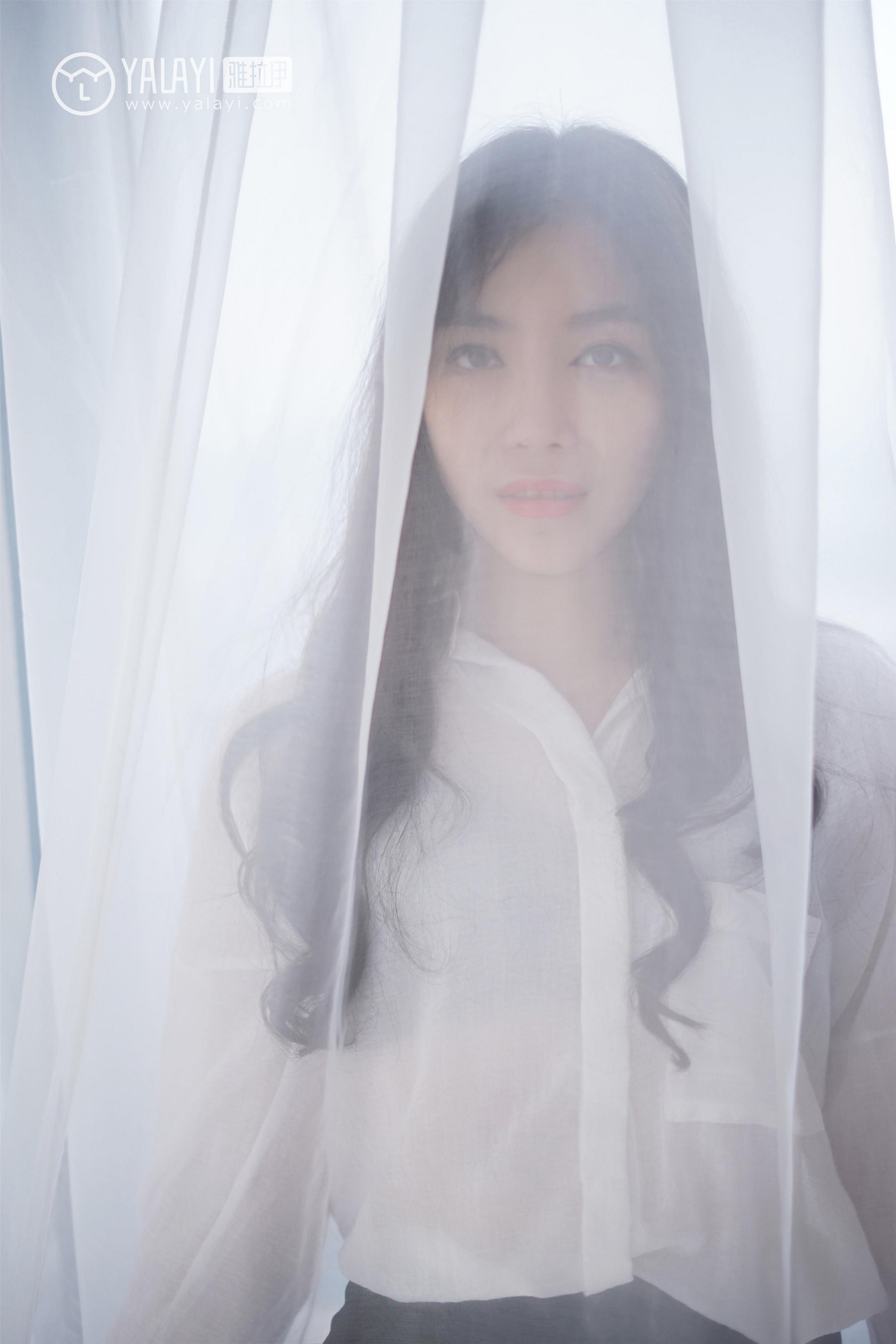 [YALAYI雅拉伊]NO.012 韵味美腿丽人 沈紫云 白色透视衬衫加黑色短裙性感私房写真集第11张