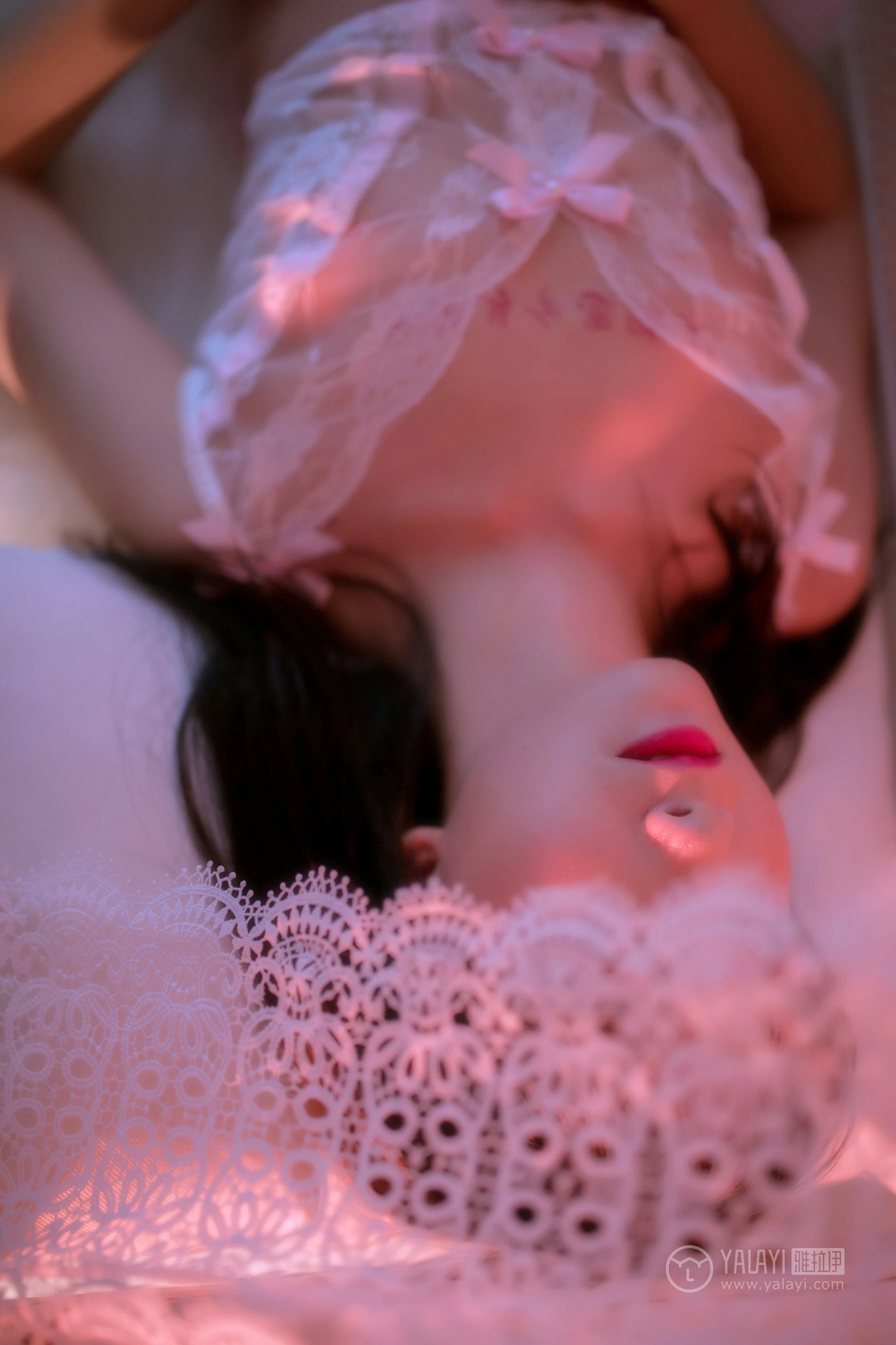 [YALAYI雅拉伊]No.195 相思夜 夏夏 白色透视情趣内衣性感私房写真集第5张