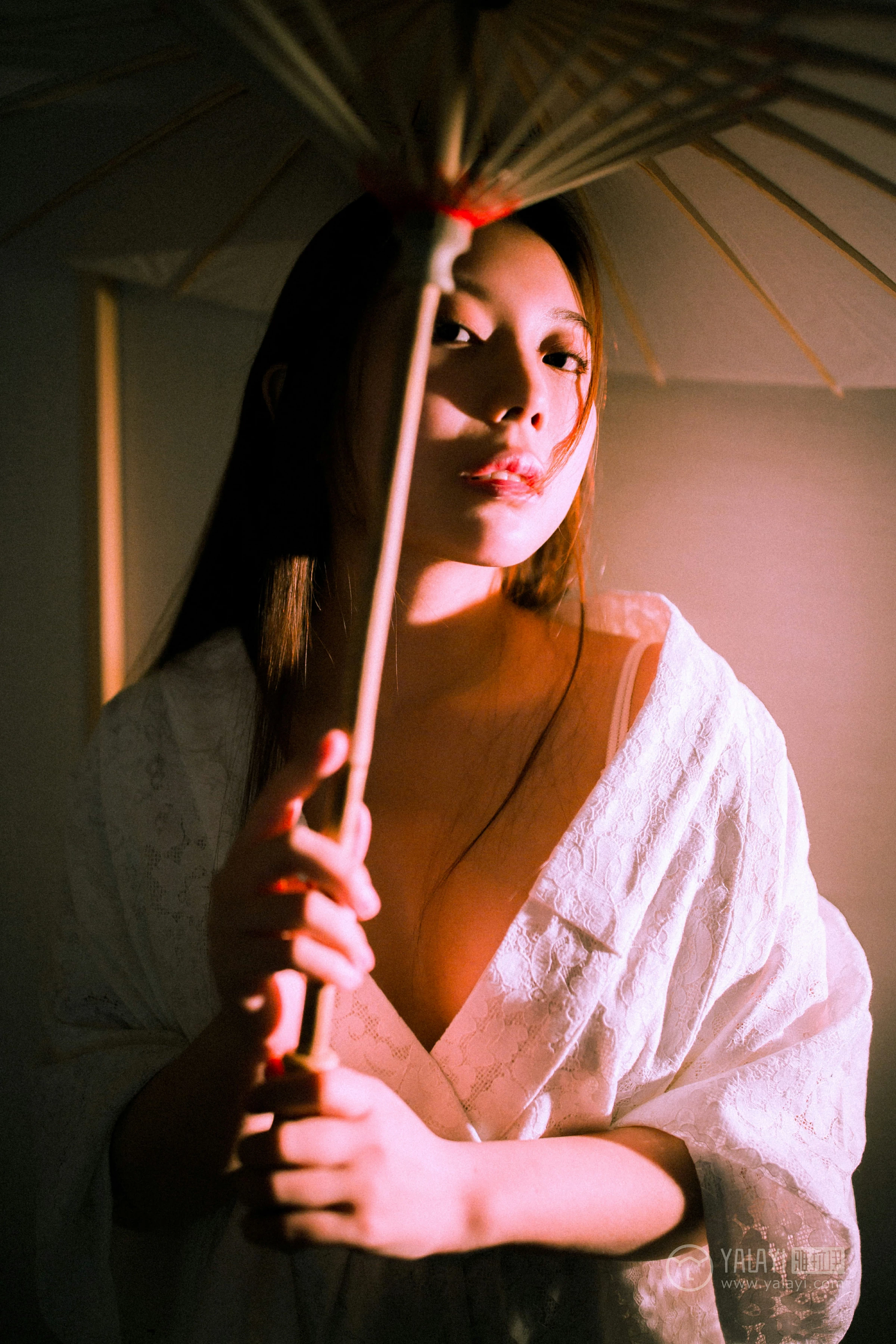 [YALAYI雅拉伊]No.202 夜光 圆圆 白色透视蕾丝镂空睡衣性感私房写真集第7张