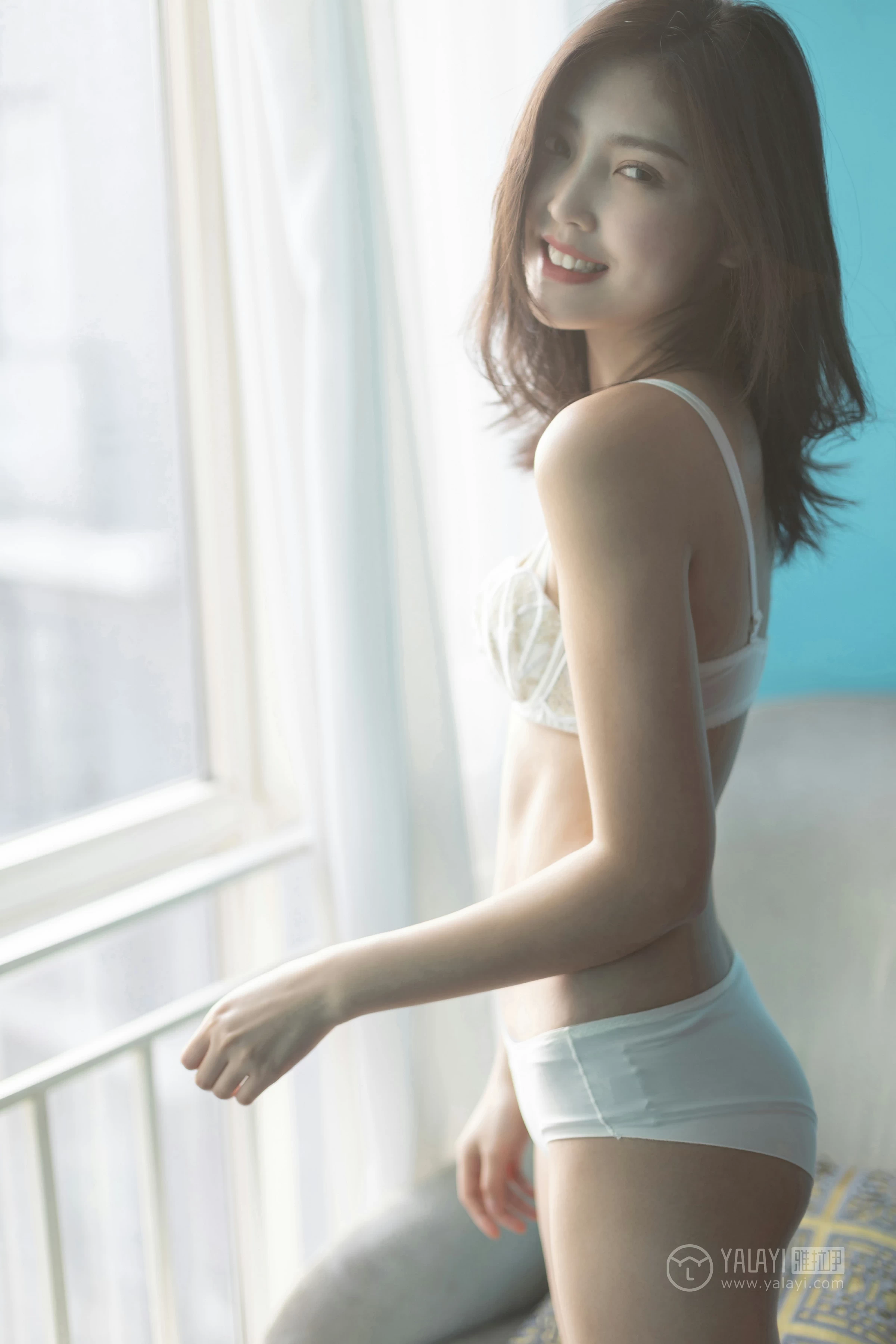 [YALAYI雅拉伊]No.224 绝色阳光 仓儿 白色蕾丝内衣性感私房写真集第12张