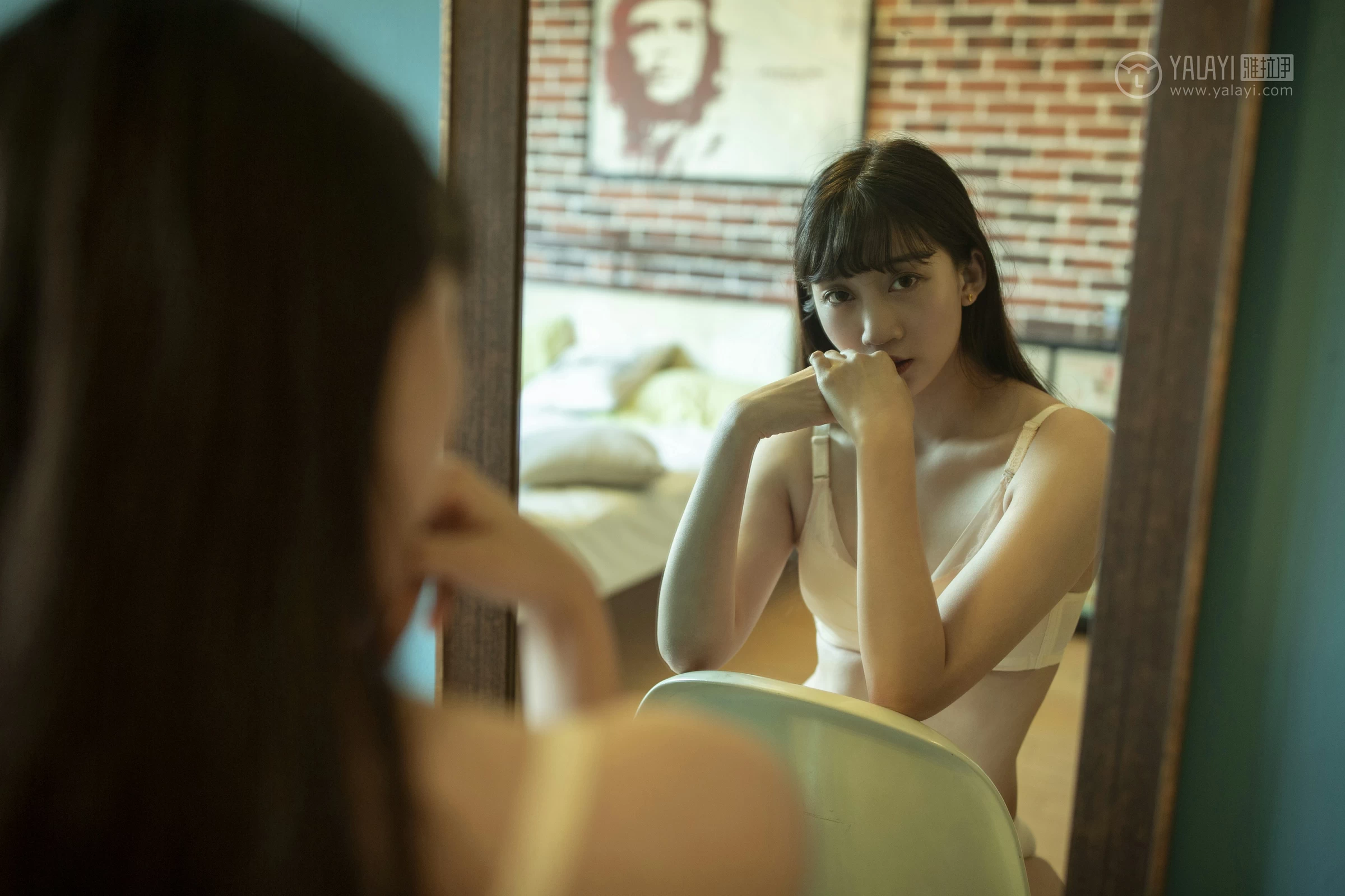 [YALAYI雅拉伊]No.279 那我可以抱你吗 温蒂 白色内衣加情趣内裤性感私房写真集第9张