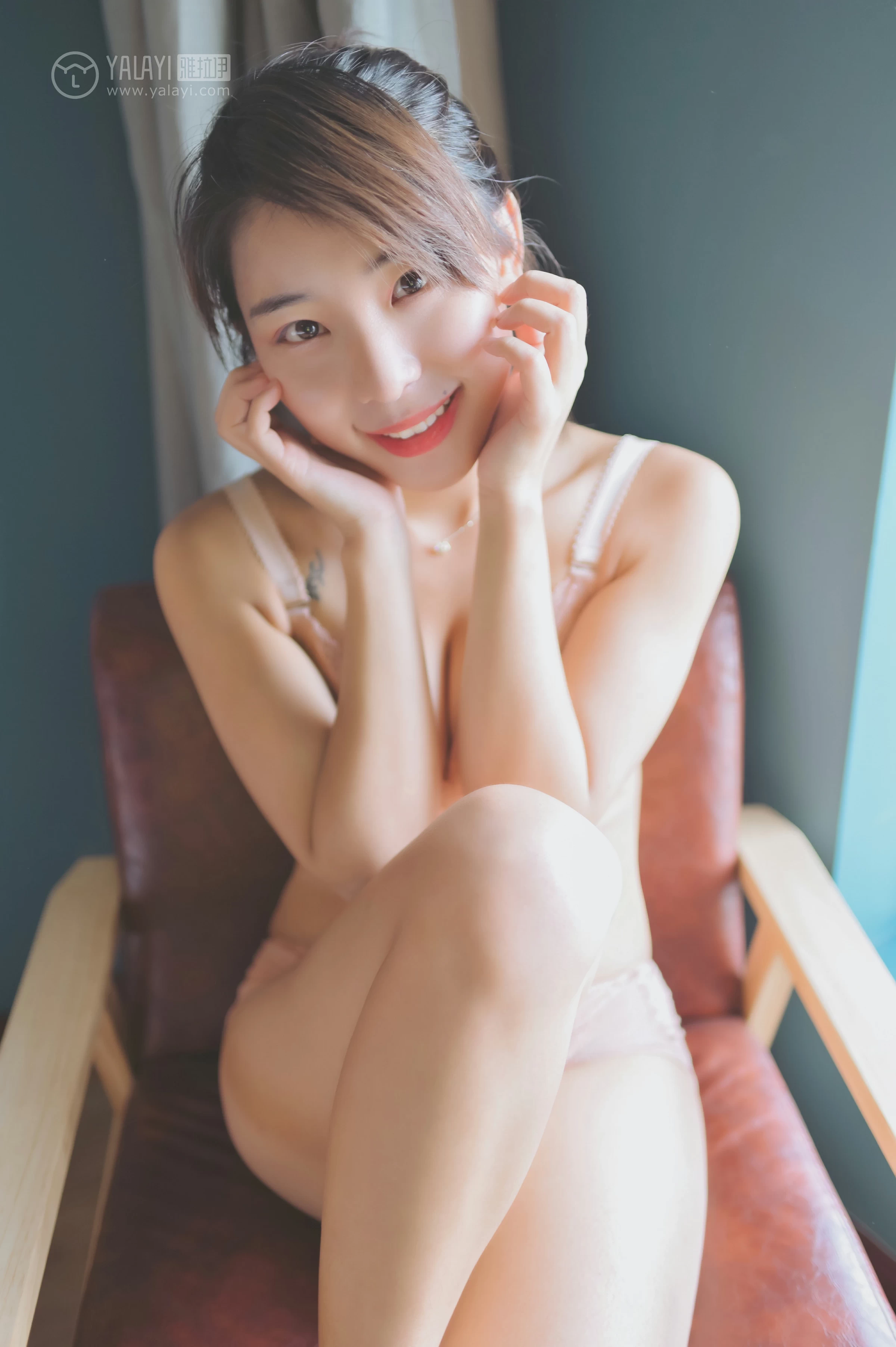 [YALAYI雅拉伊]No.338 你笑起来真好看 俞青青 粉色蕾丝内衣性感私房写真集第5张