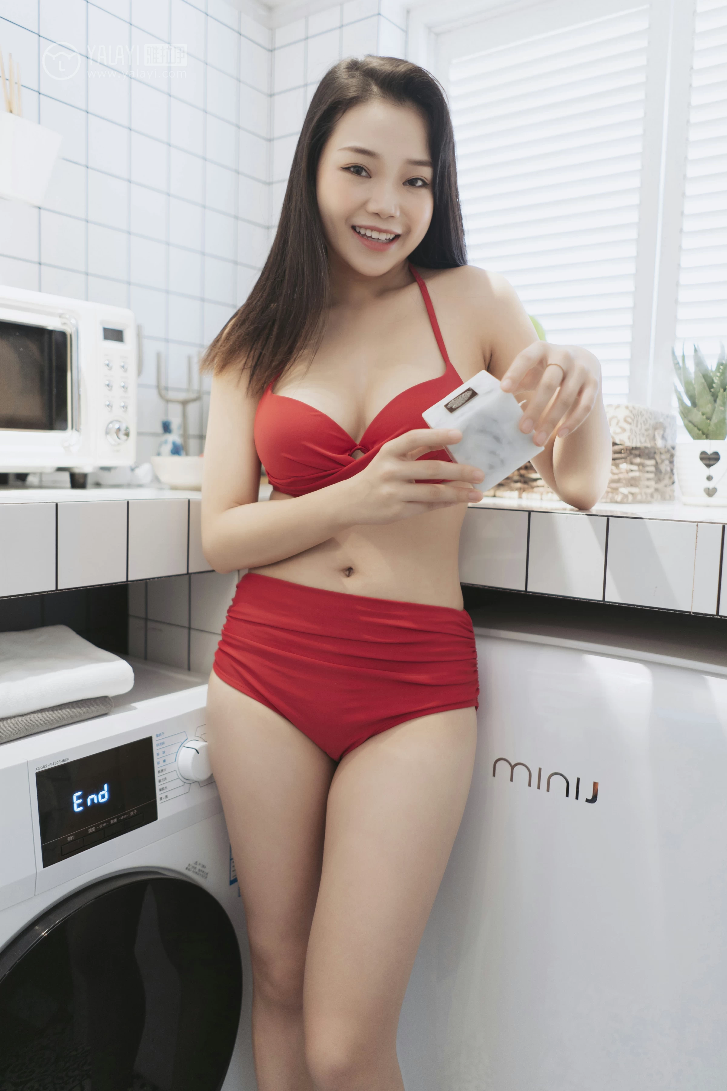 [YALAYI雅拉伊]No.339 假日 洋儿 红色内衣性感私房写真集第13张