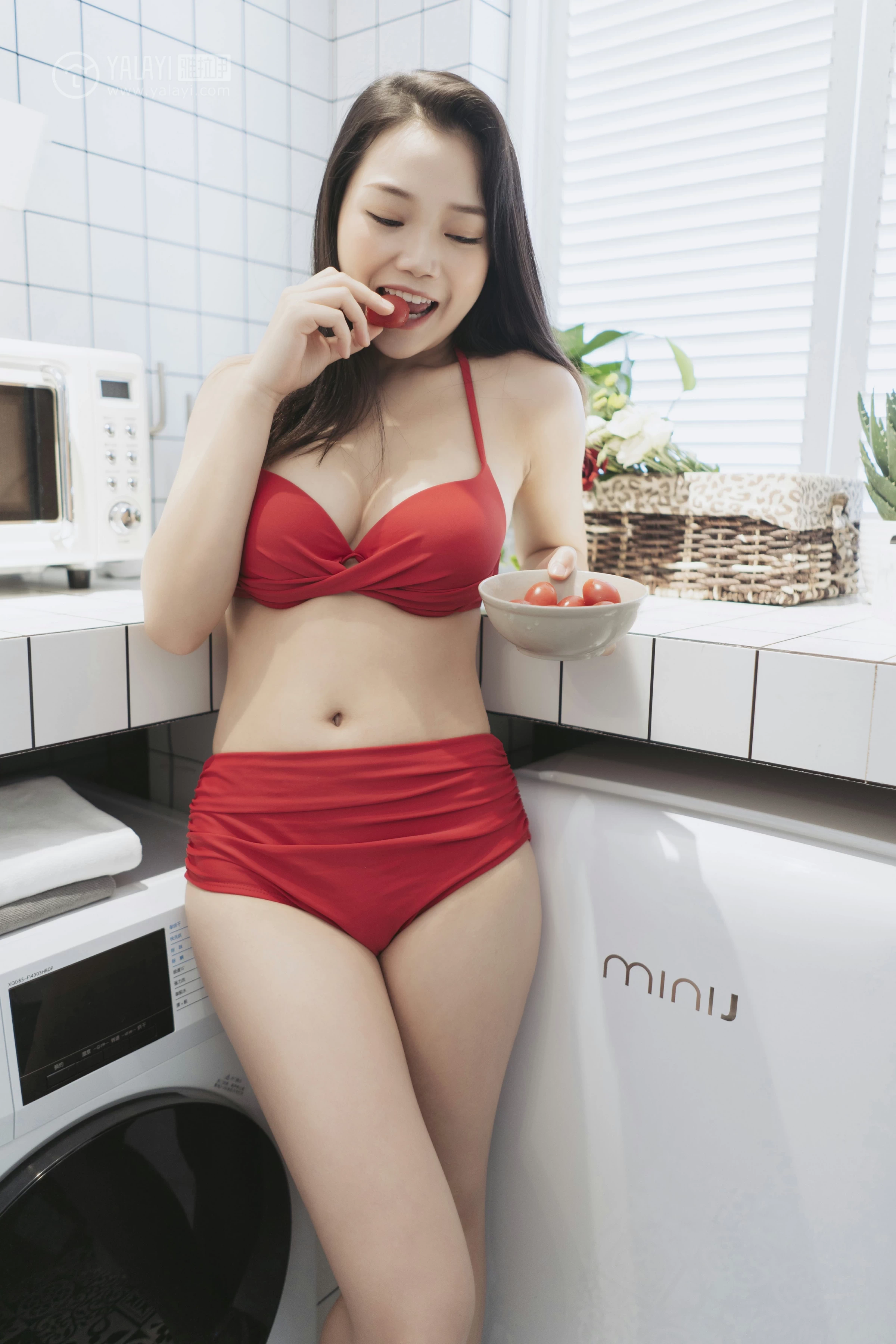 [YALAYI雅拉伊]No.339 假日 洋儿 红色内衣性感私房写真集第13张