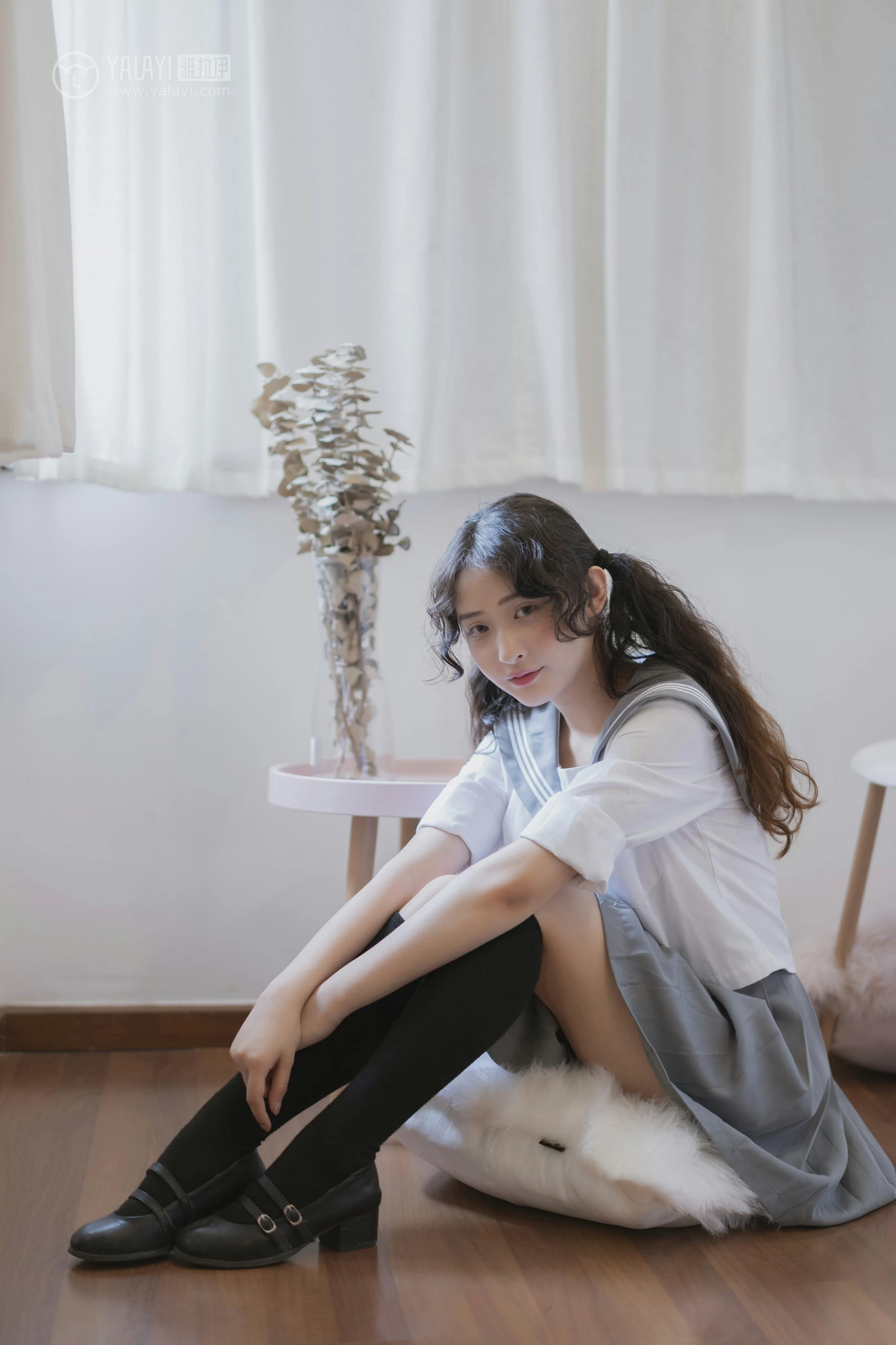 [YALAYI雅拉伊]No.349 清纯学生妹 西子 高中女生制服与短裙性感私房写真集第14张