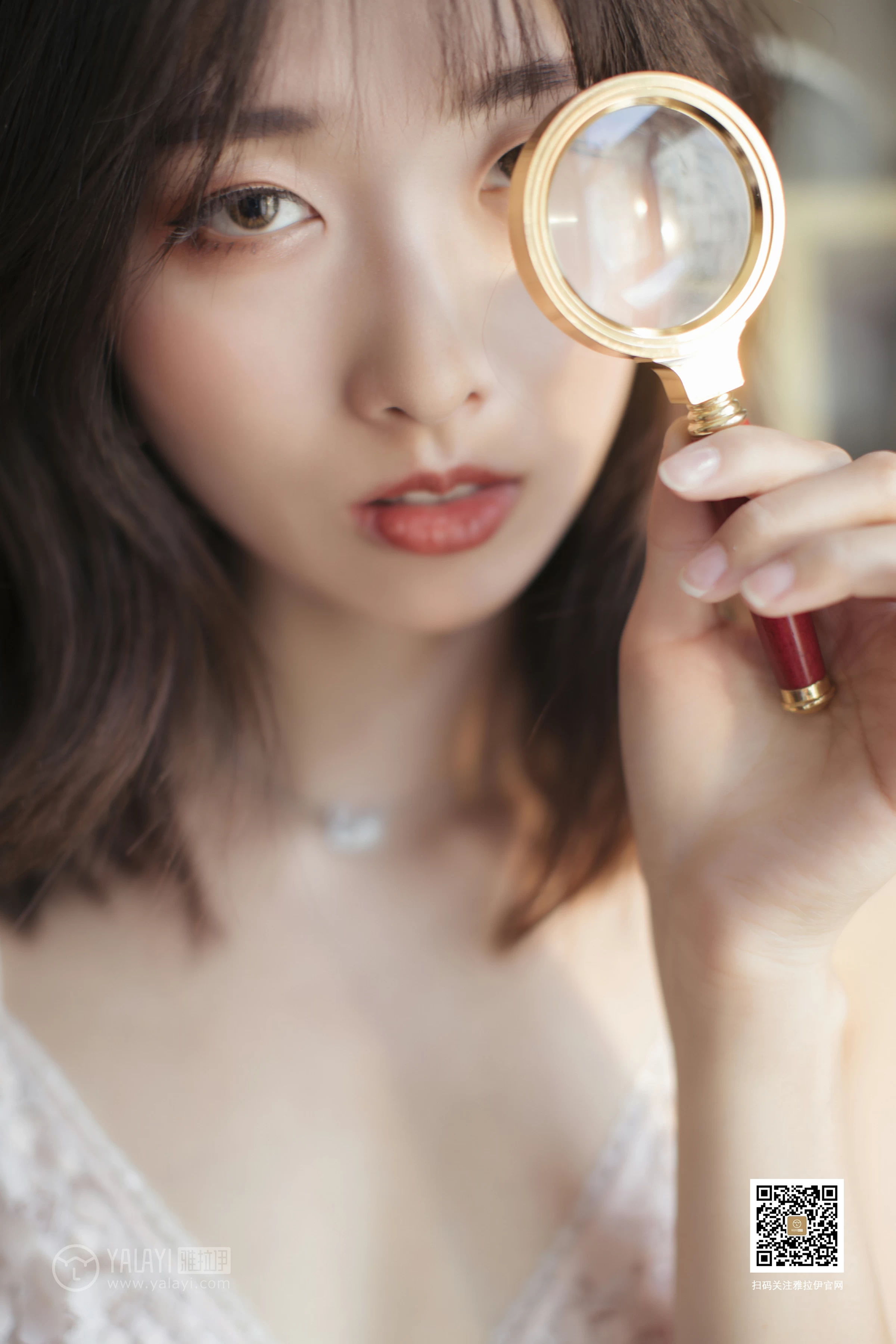 [YALAYI雅拉伊]No.388 闺房记乐 佳佳 粉色透视吊带睡衣裙性感私房写真集第15张