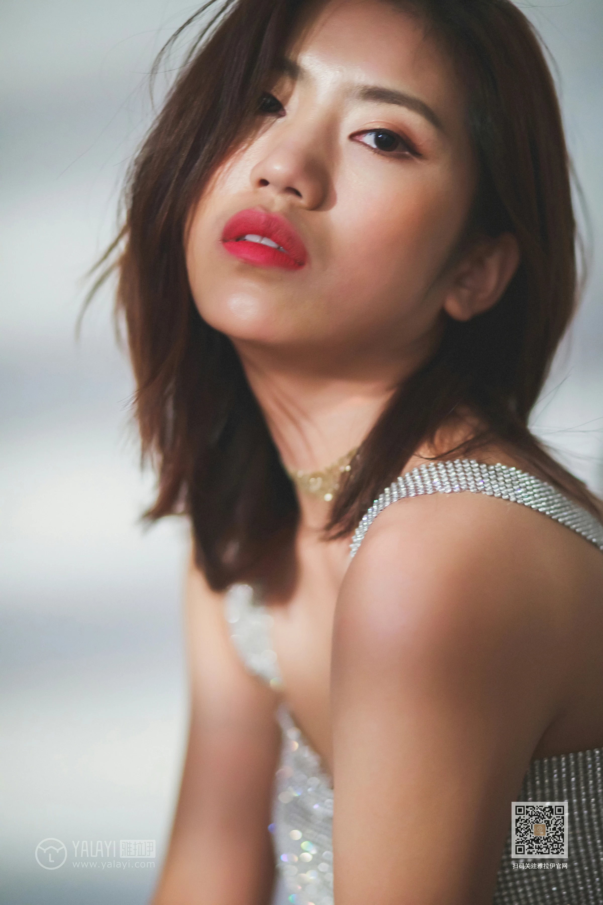 [YALAYI雅拉伊]Vol.420 金缕衣 小小 银色镂空内衣性感私房写真集第15张