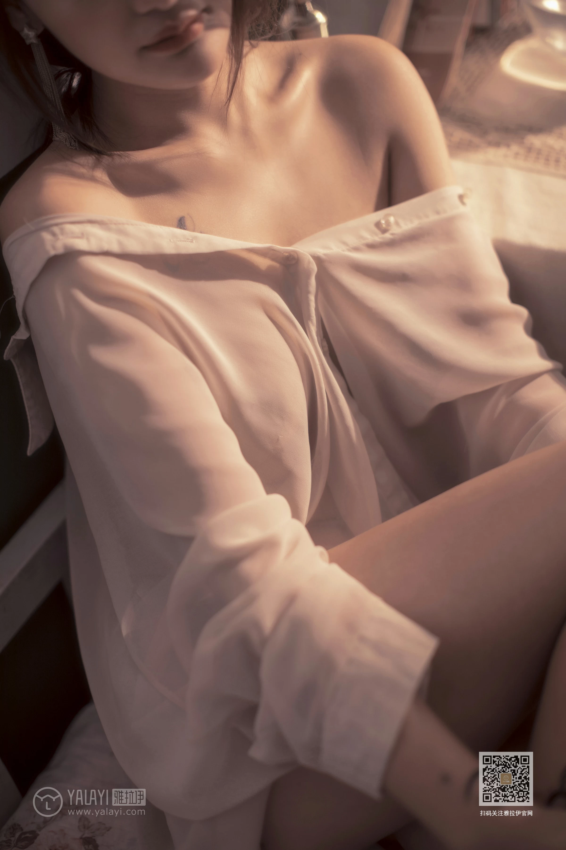 [YALAYI雅拉伊]Vol.430 意乱情迷 慧儿 白色透视衬衫居家性感私房写真集第17张