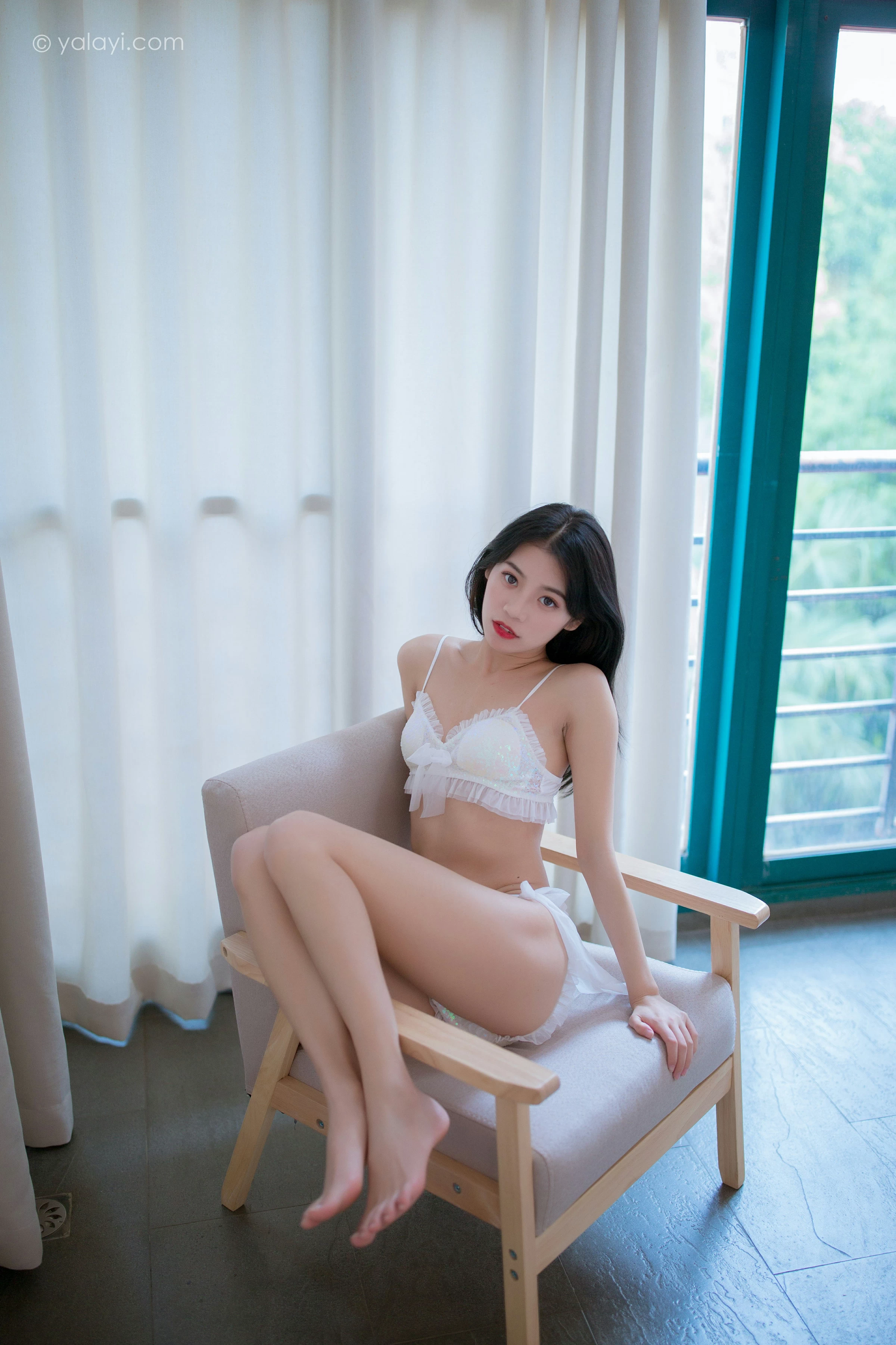 [YALAYI雅拉伊]NO.672 《入目无他人》 丽雅 白色蕾丝内衣性感私房写真集第10张