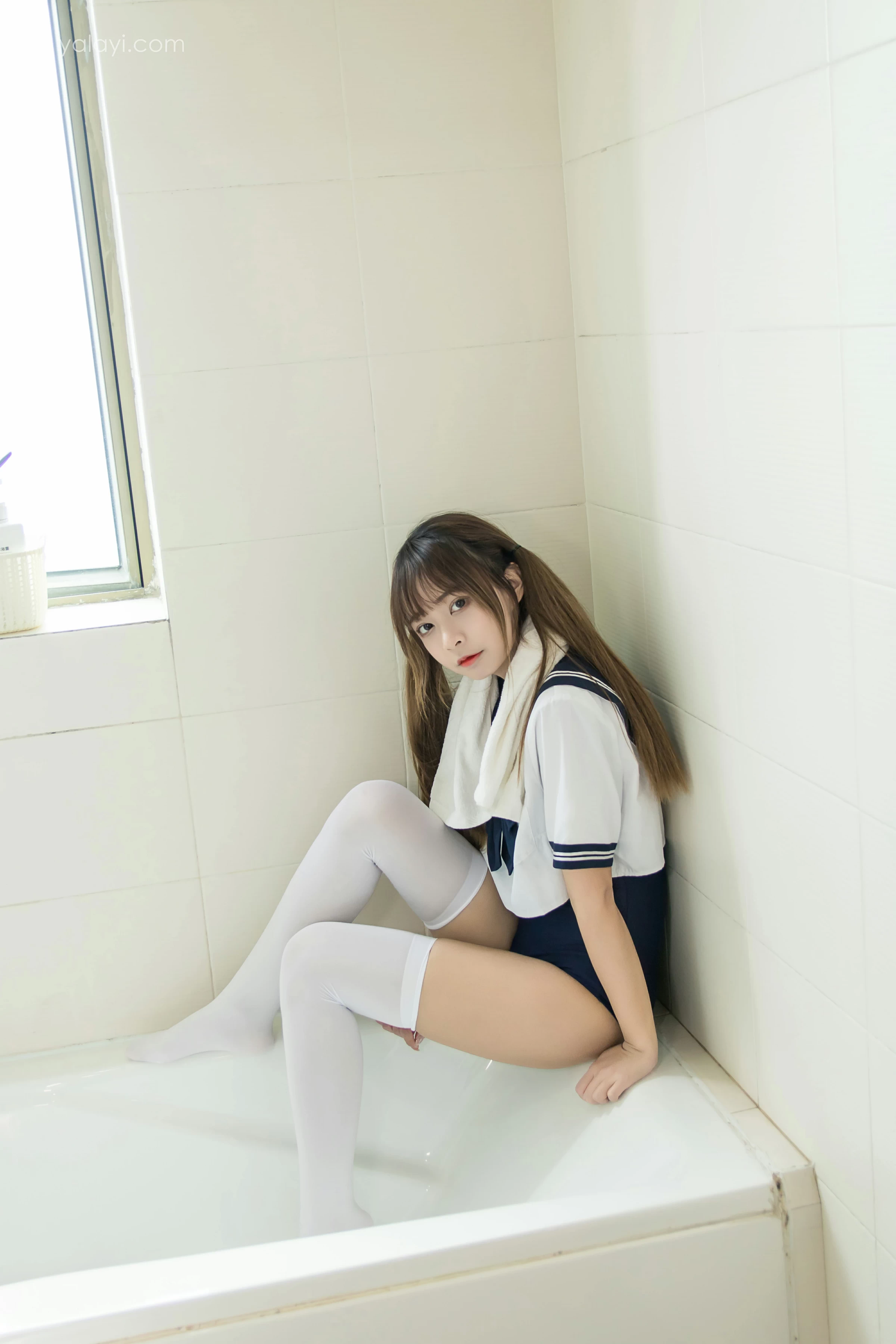 [YALAYI雅拉伊]NO.681 《少女的夏天》 阿禾 JK水手制服加蓝色紧身连体体操服性感私房写真集第8张