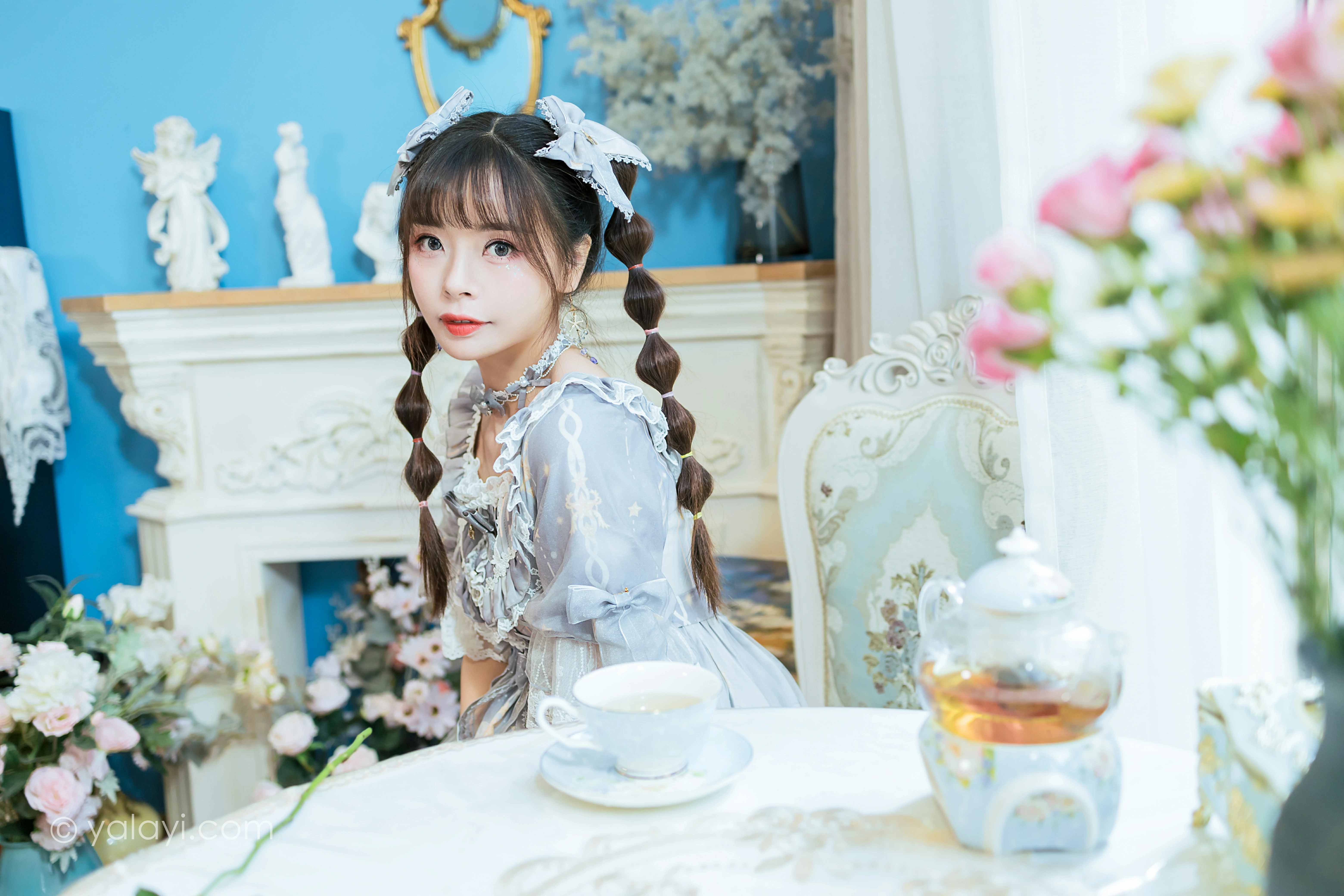 [YALAYI雅拉伊]NO.853 洛丽塔Lolita 程小蝶 淡蓝色连身制服裙清纯可爱私房写真集第7张