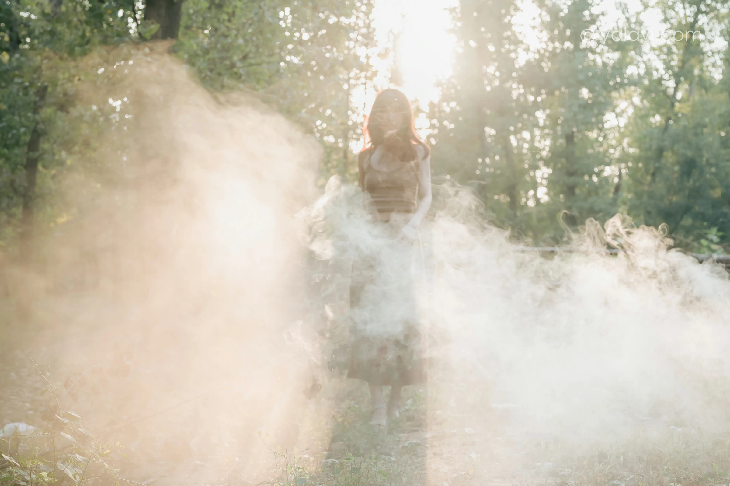 [YALAYI雅拉伊]NO.691 《梦境》 佳佳 橙色性感小背心加短裙私房写真第14张