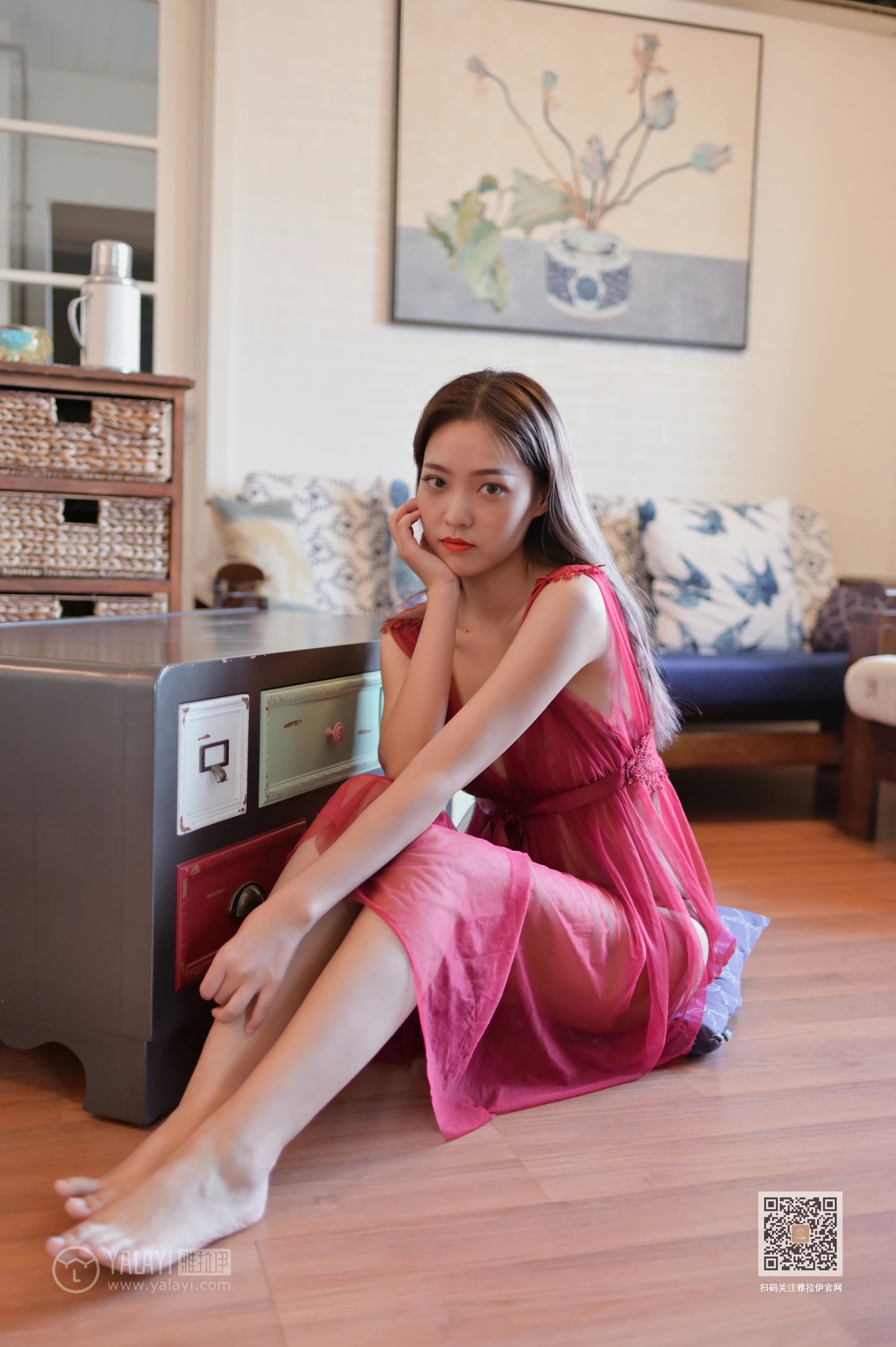 [YALAYI雅拉伊]Vol.446 红拂女 出尘 白色透视情趣连衣裙居家性感私房写真集第4张