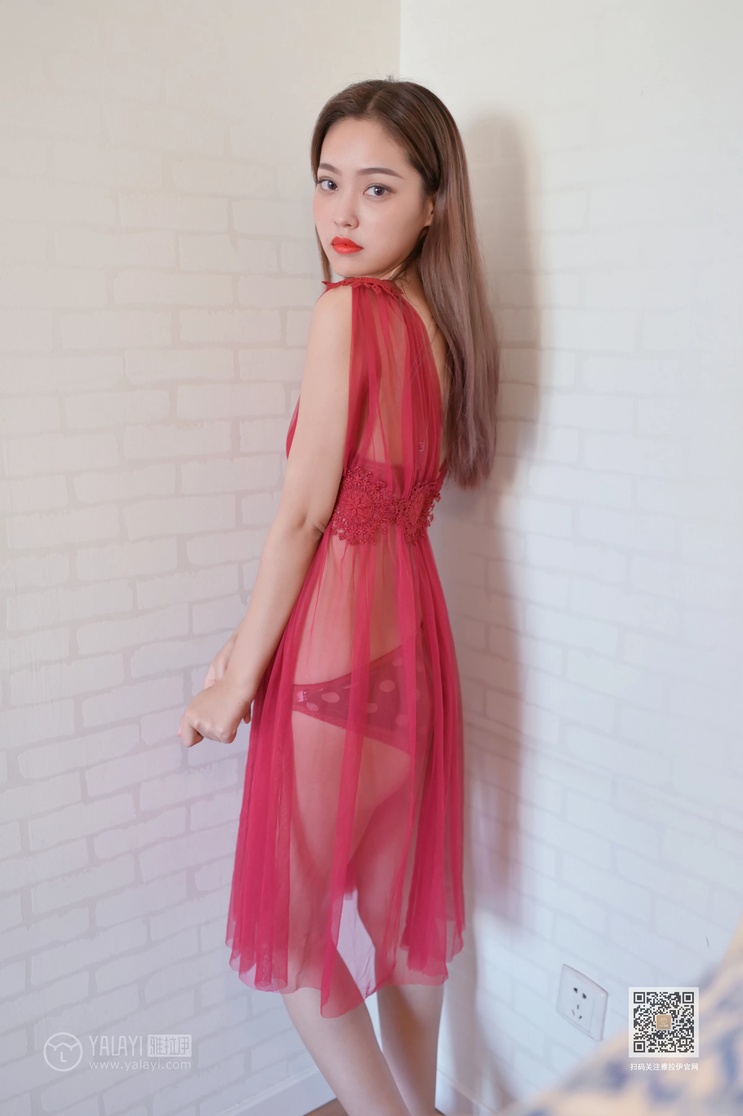 [YALAYI雅拉伊]Vol.446 红拂女 出尘 白色透视情趣连衣裙居家性感私房写真集第10张