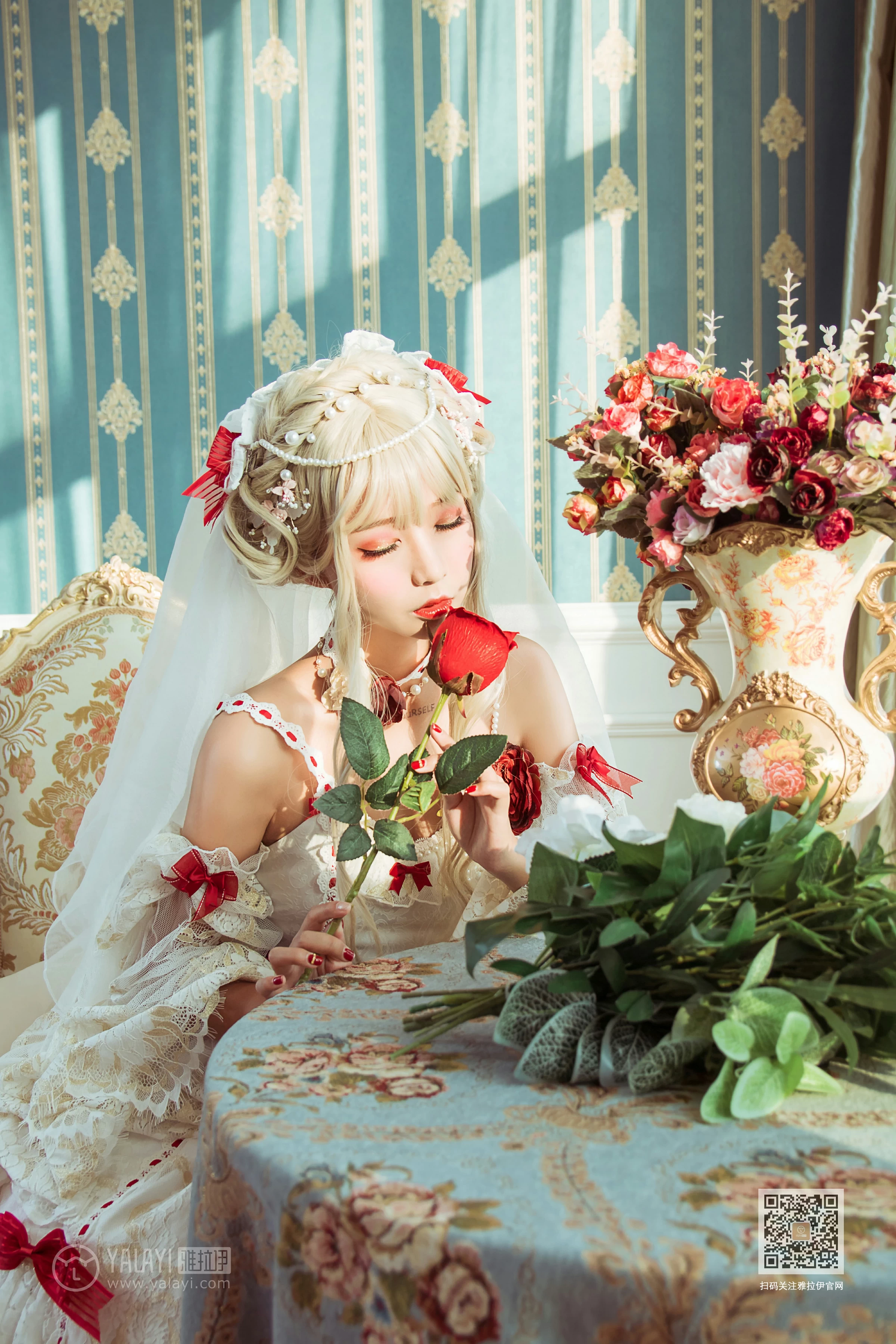 [YALAYI雅拉伊]Vol.521 梦幻洛丽塔 阿禾 白色情趣吊带连衣裙性感私房写真集第14张