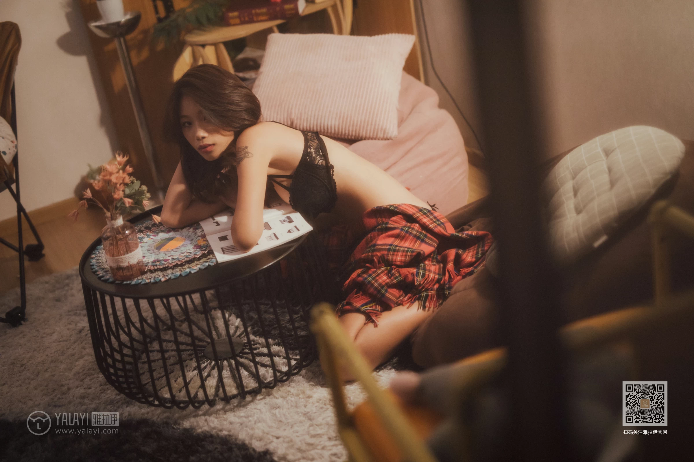 [YALAYI雅拉伊]Vol.548 梦境里的情人 静初 黑色蕾丝内衣性感私房写真集第9张