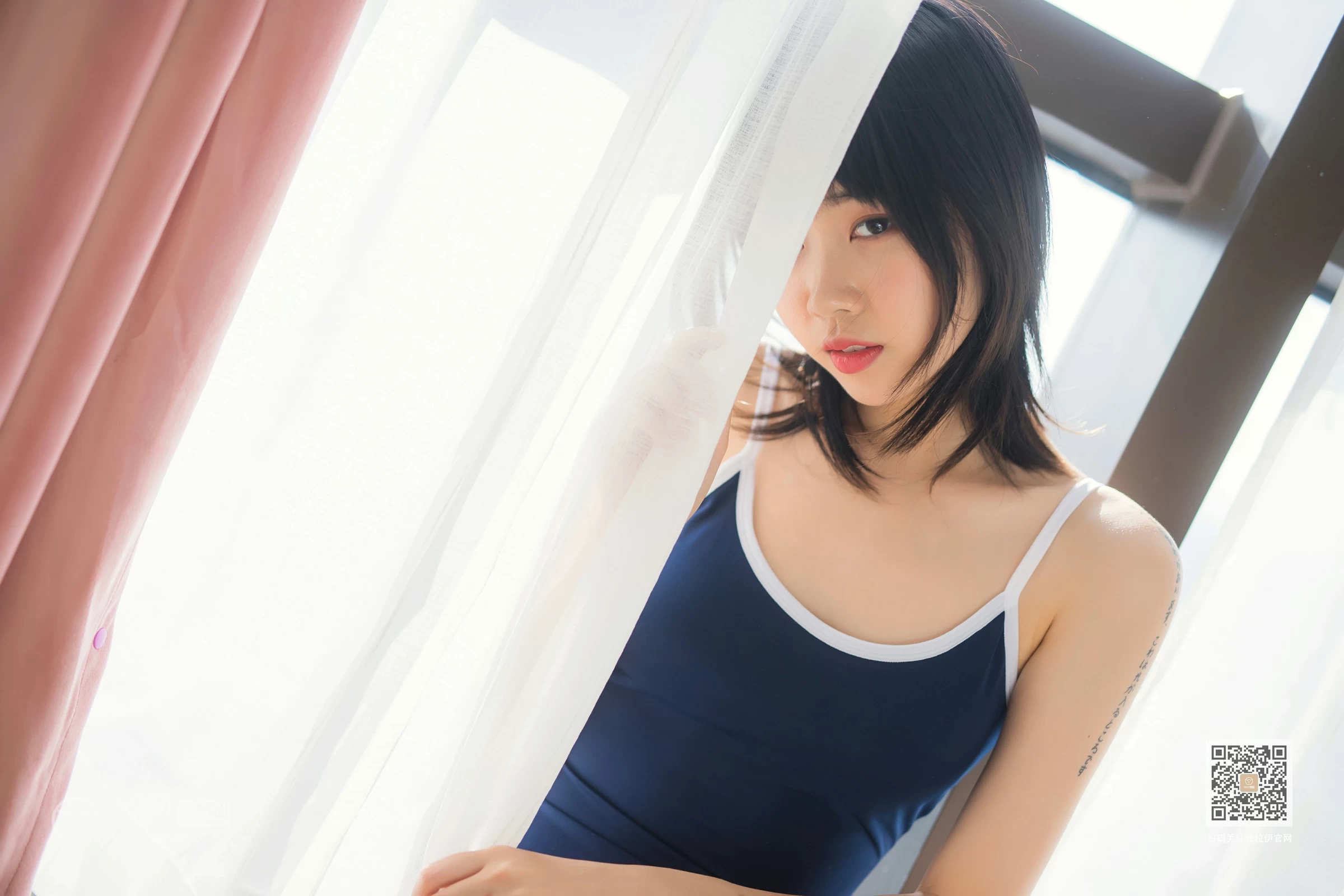 [YALAYI雅拉伊]Vol.552 十六岁的时光 粉粉 蓝色连体运动内衣性感私房写真集第7张